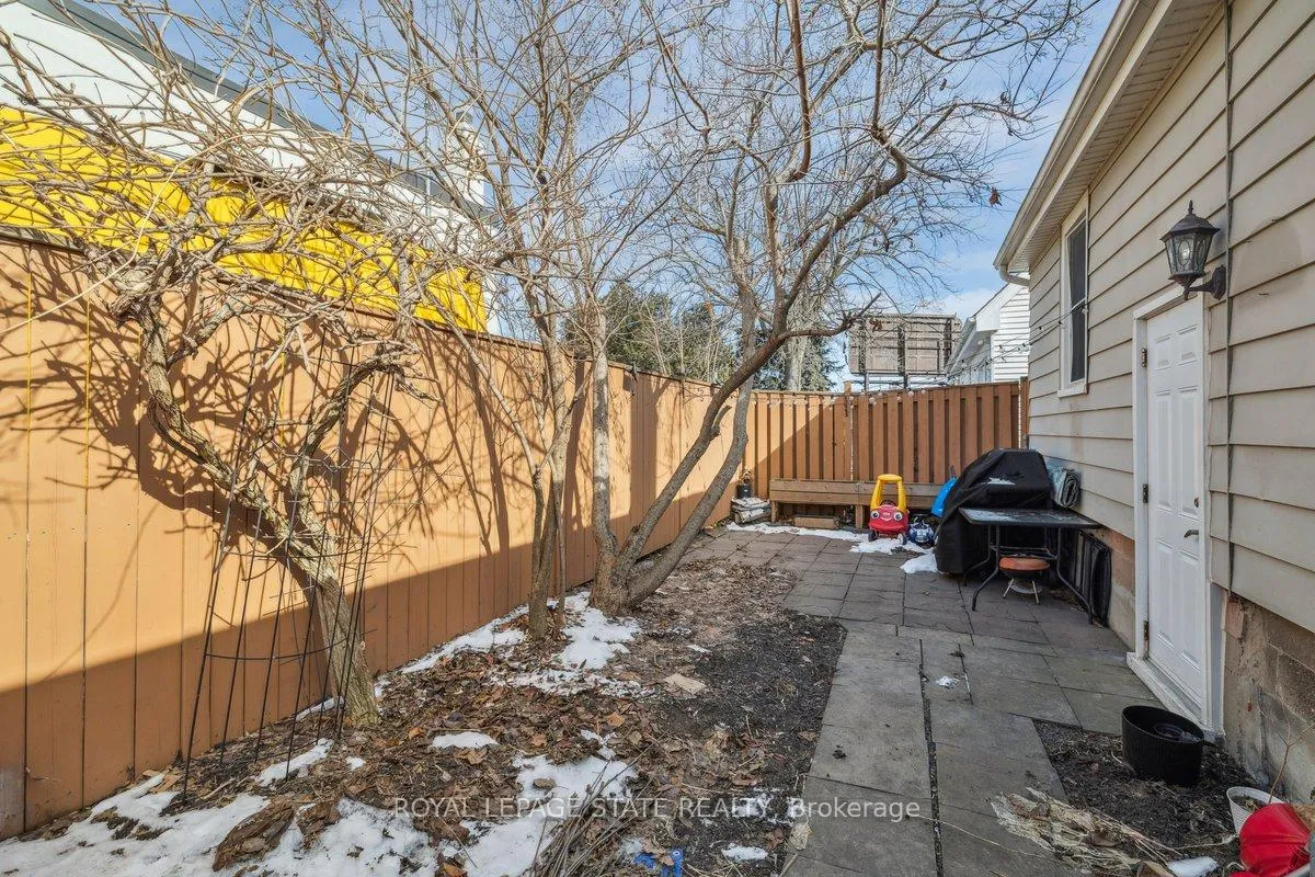 Photo 30 of 41 Baldwin Street, Hamilton, Dundas — HOMEH