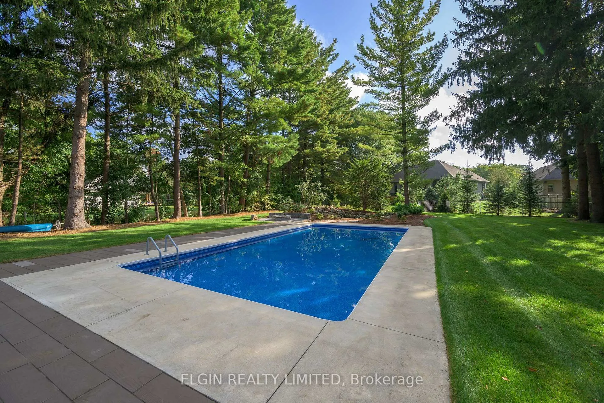 Photo 13 of 67 Crescent Avenue, Central Elgin, Lynhurst — HOMEH
