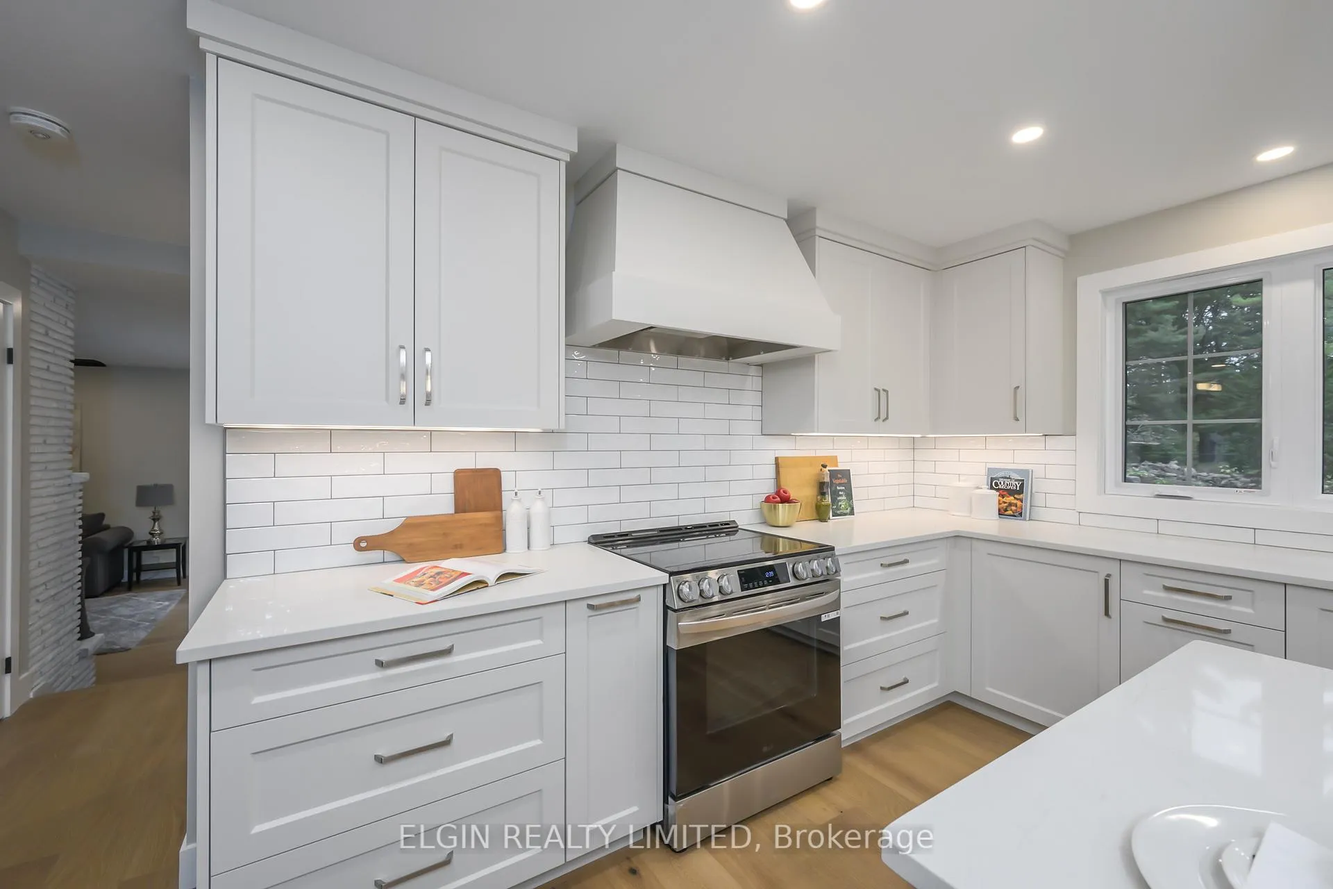 Photo 25 of 67 Crescent Avenue, Central Elgin, Lynhurst — HOMEH