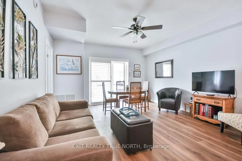 Photo 9 of Unit 107, 19B Yonge Street N, Springwater, Elmvale — HOMEH