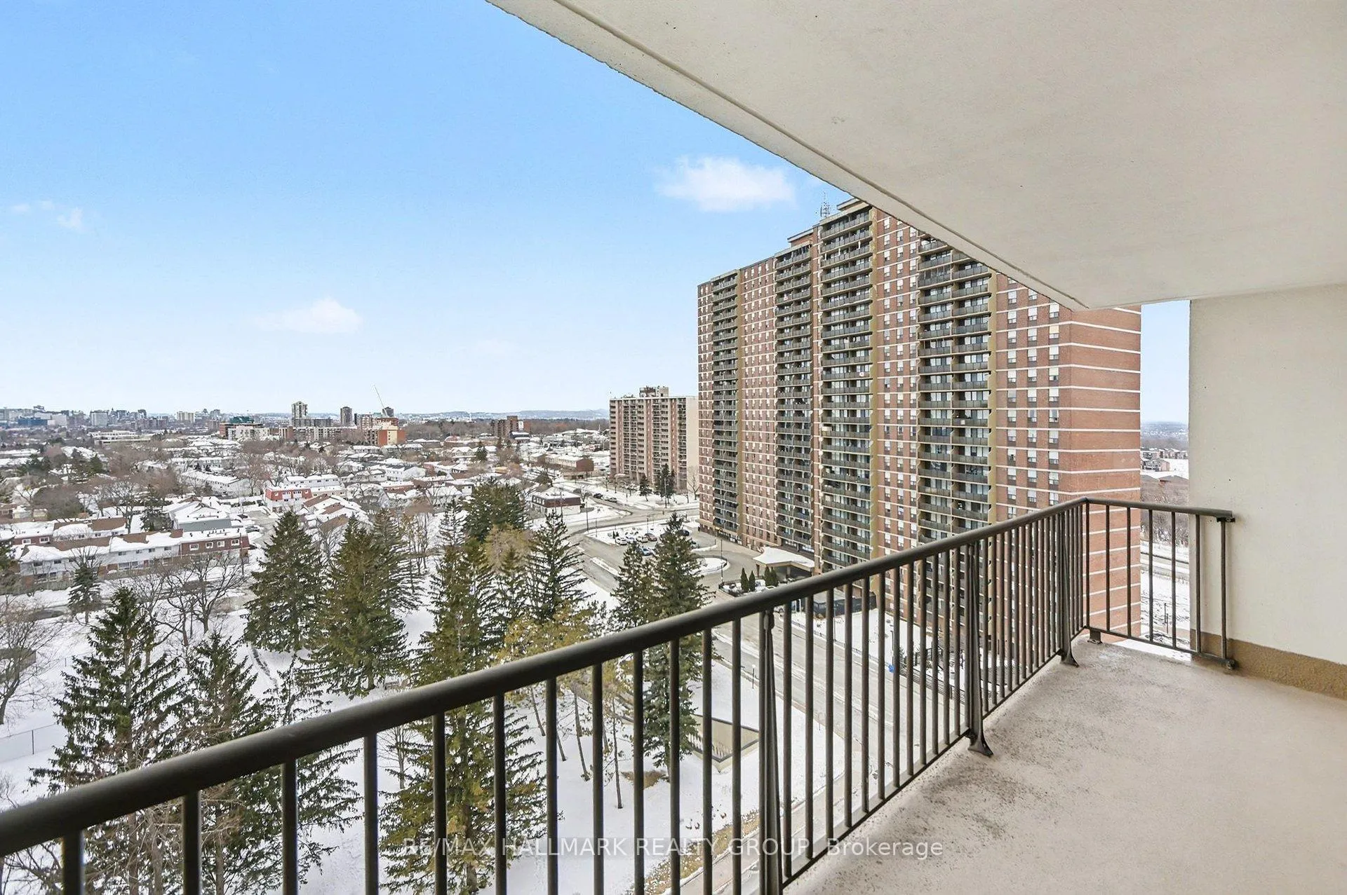 Photo 24 of Unit 1402, 665 Bathgate Drive, Ottawa, Carson Meadows — HOMEH