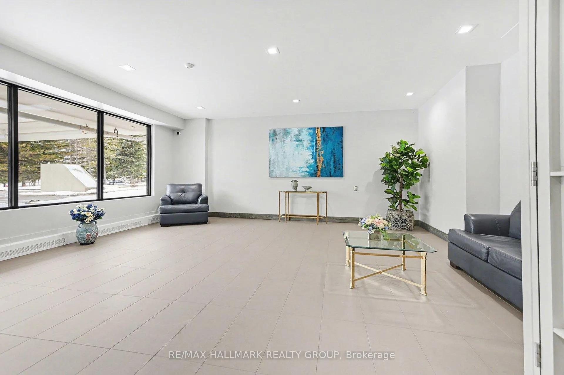 Photo 31 of Unit 1402, 665 Bathgate Drive, Ottawa, Carson Meadows — HOMEH