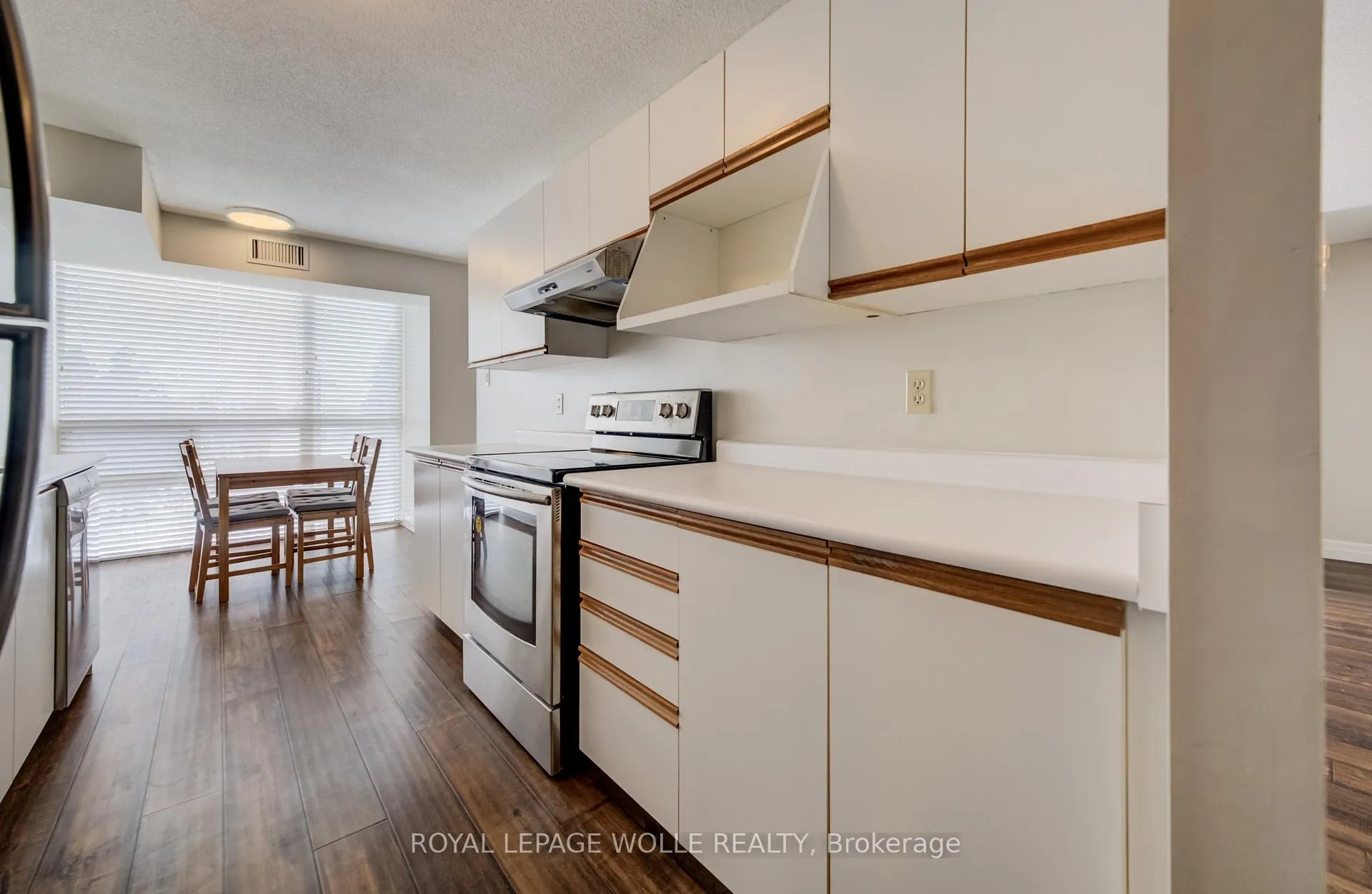 Photo 10 of Unit 413, 55 Blue Springs Drive, Waterloo — HOMEH
