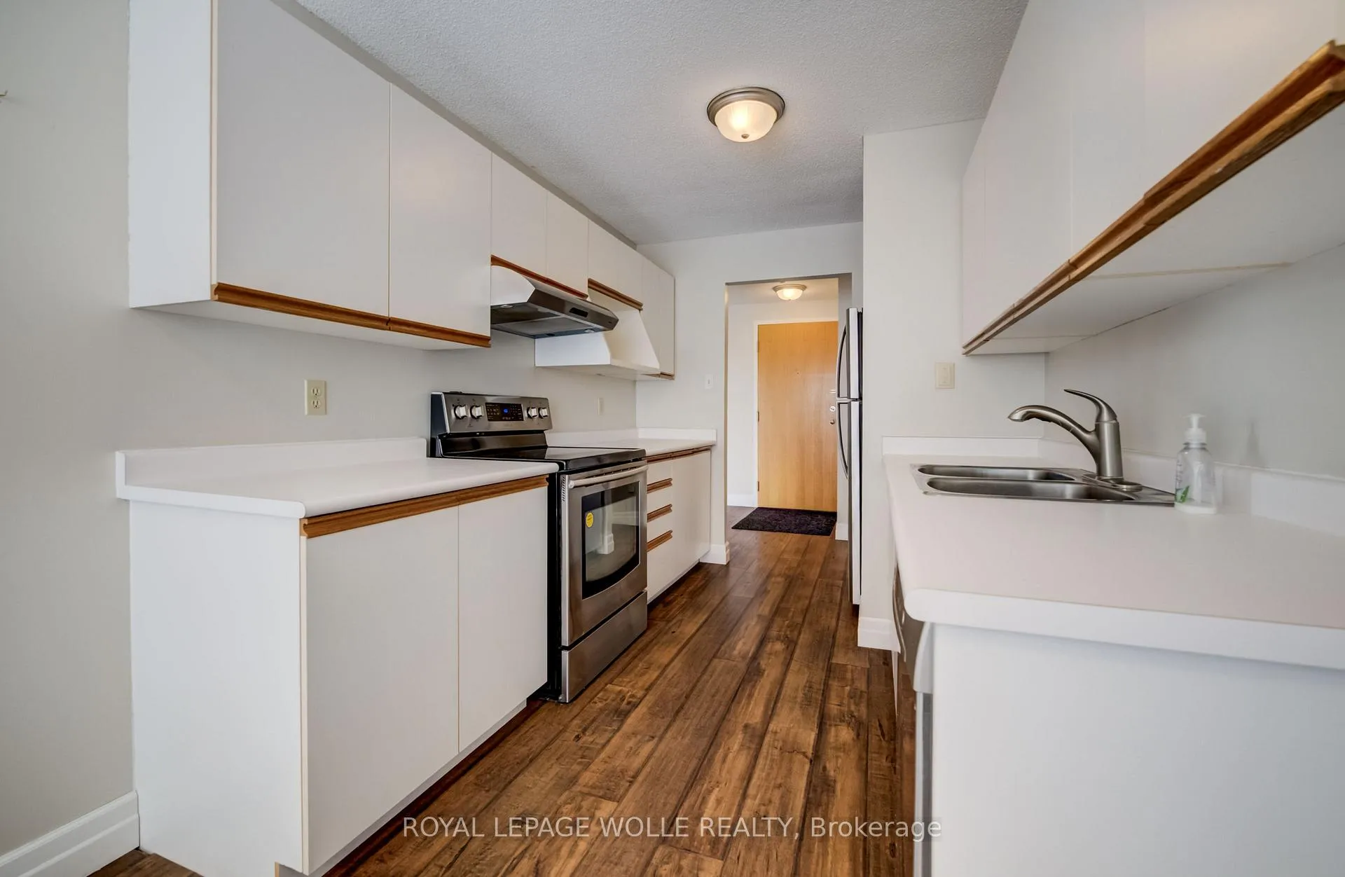 Photo 11 of Unit 413, 55 Blue Springs Drive, Waterloo — HOMEH