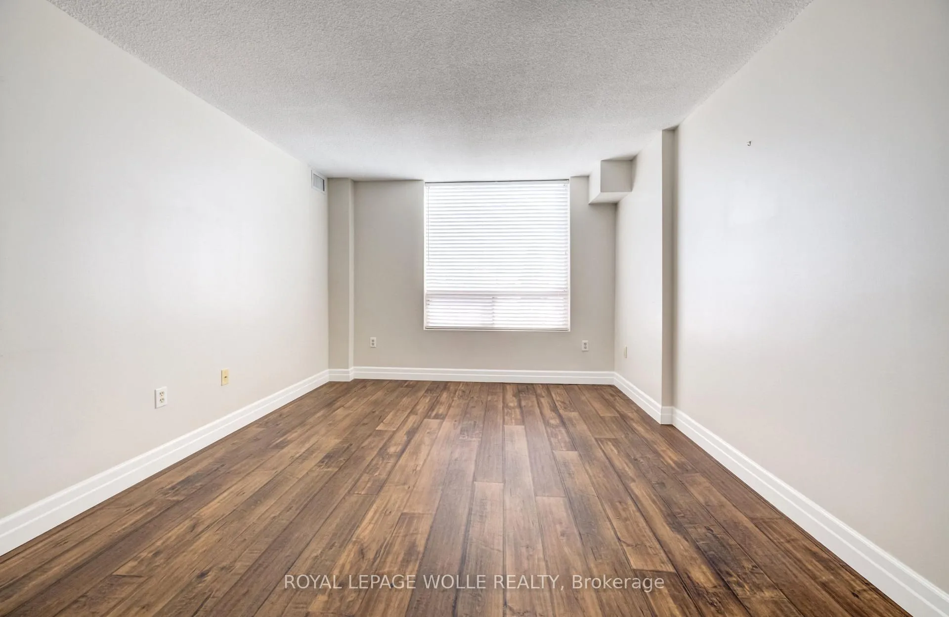 Photo 19 of Unit 413, 55 Blue Springs Drive, Waterloo — HOMEH