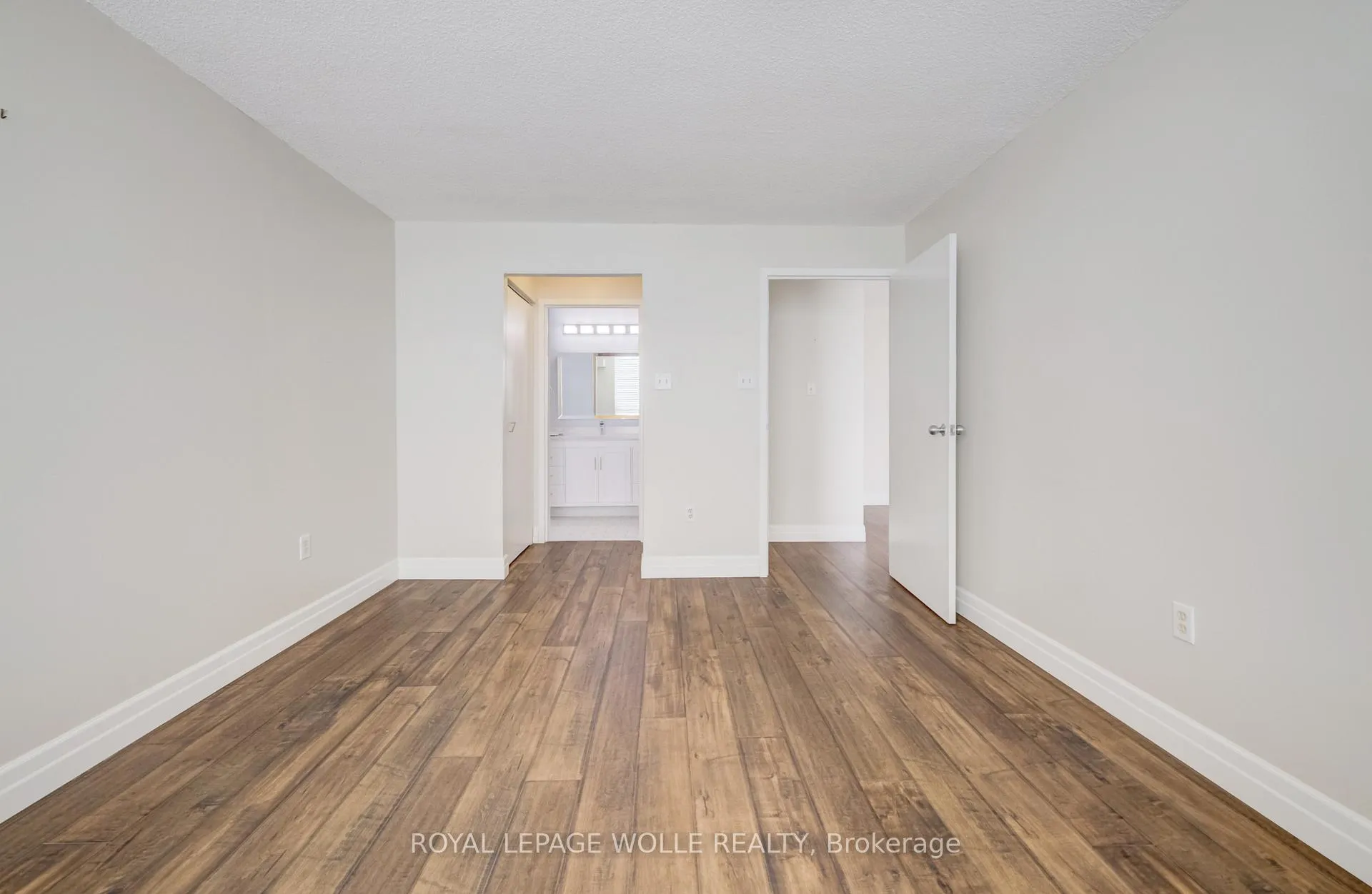 Photo 20 of Unit 413, 55 Blue Springs Drive, Waterloo — HOMEH