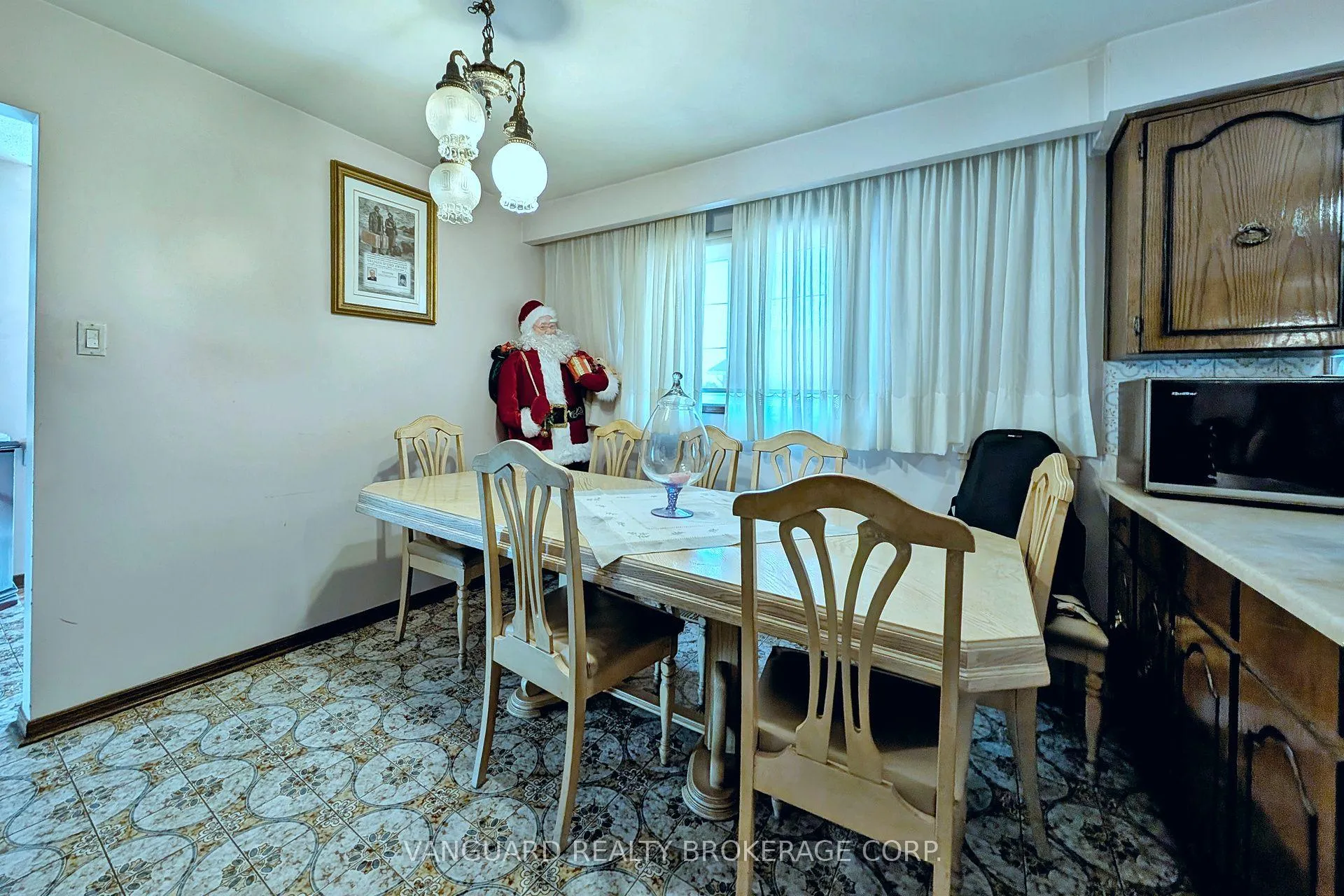 Photo 20 of 92 Skelton Boulevard, Brampton, Brampton North — HOMEH