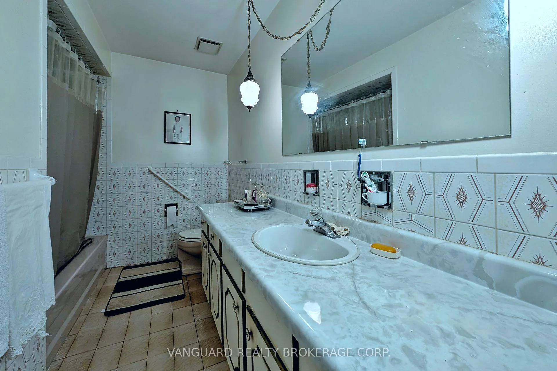 Photo 33 of 92 Skelton Boulevard, Brampton, Brampton North — HOMEH