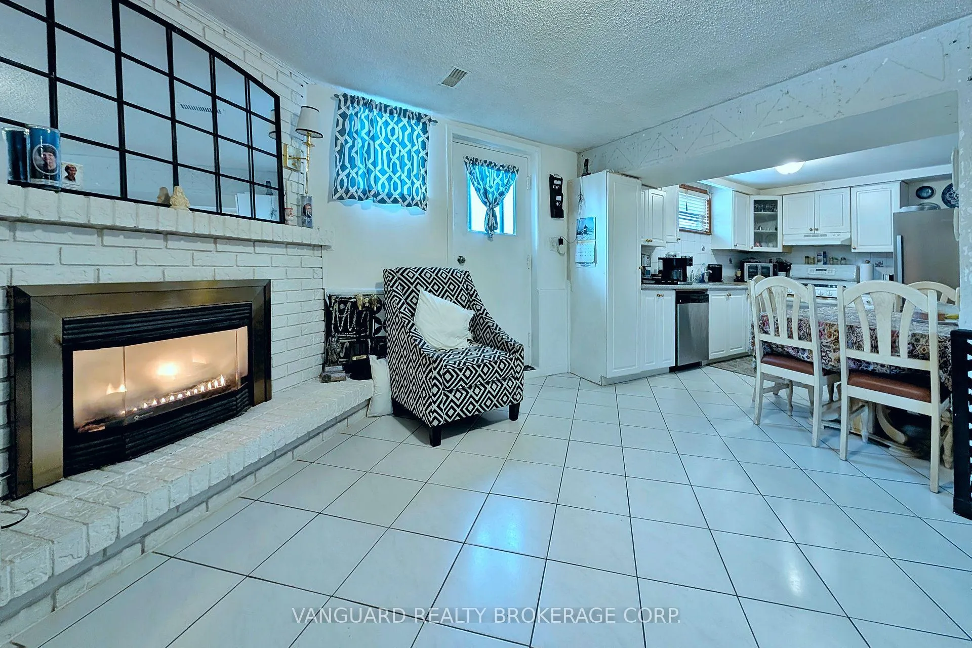 Photo 40 of 92 Skelton Boulevard, Brampton, Brampton North — HOMEH