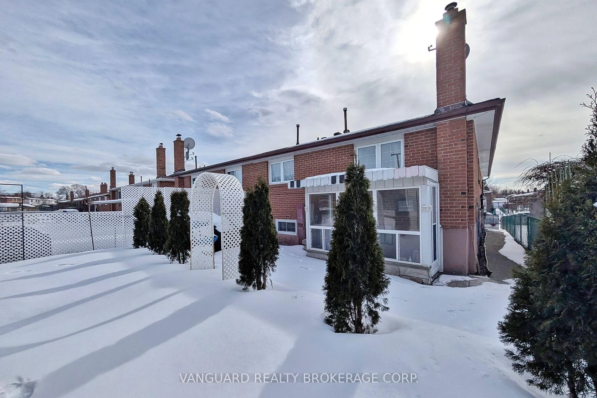 Photo 49 of 92 Skelton Boulevard, Brampton, Brampton North — HOMEH