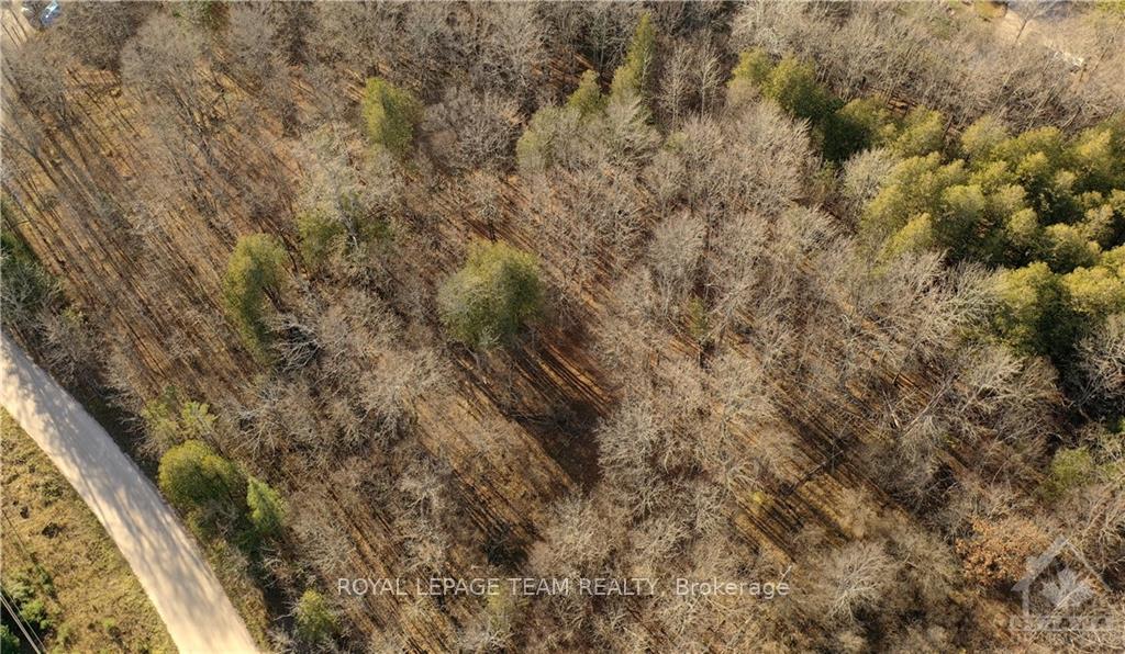 Photo 6 of 218 Bathurst Line E, Lanark Highlands, Lanark Highlands (Dalhousie) Twp — HOMEH