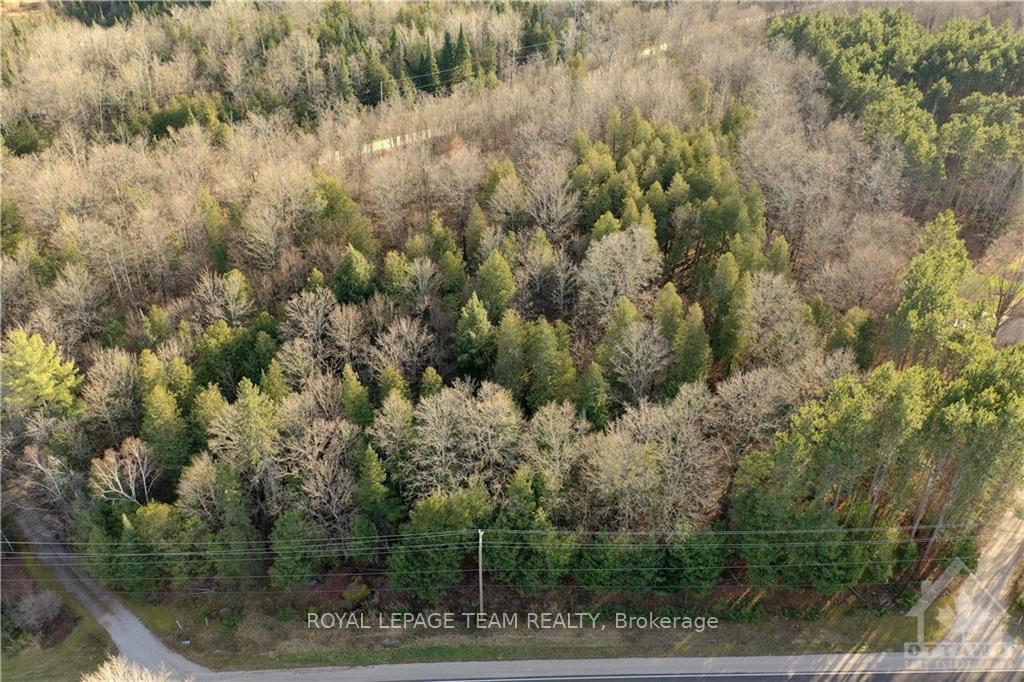 Photo 7 of 218 Bathurst Line E, Lanark Highlands, Lanark Highlands (Dalhousie) Twp — HOMEH