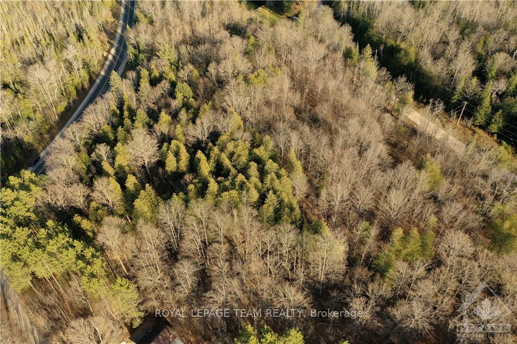 Photo 8 of 218 Bathurst Line E, Lanark Highlands, Lanark Highlands (Dalhousie) Twp — HOMEH