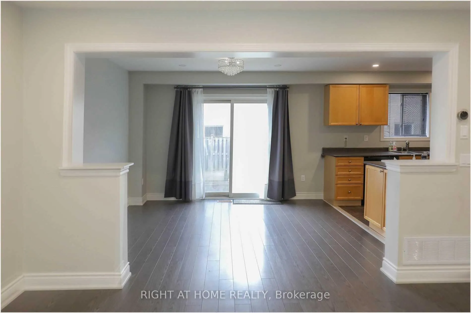 Photo 5 of 62 Northside Road, Markham, Greensborough — HOMEH