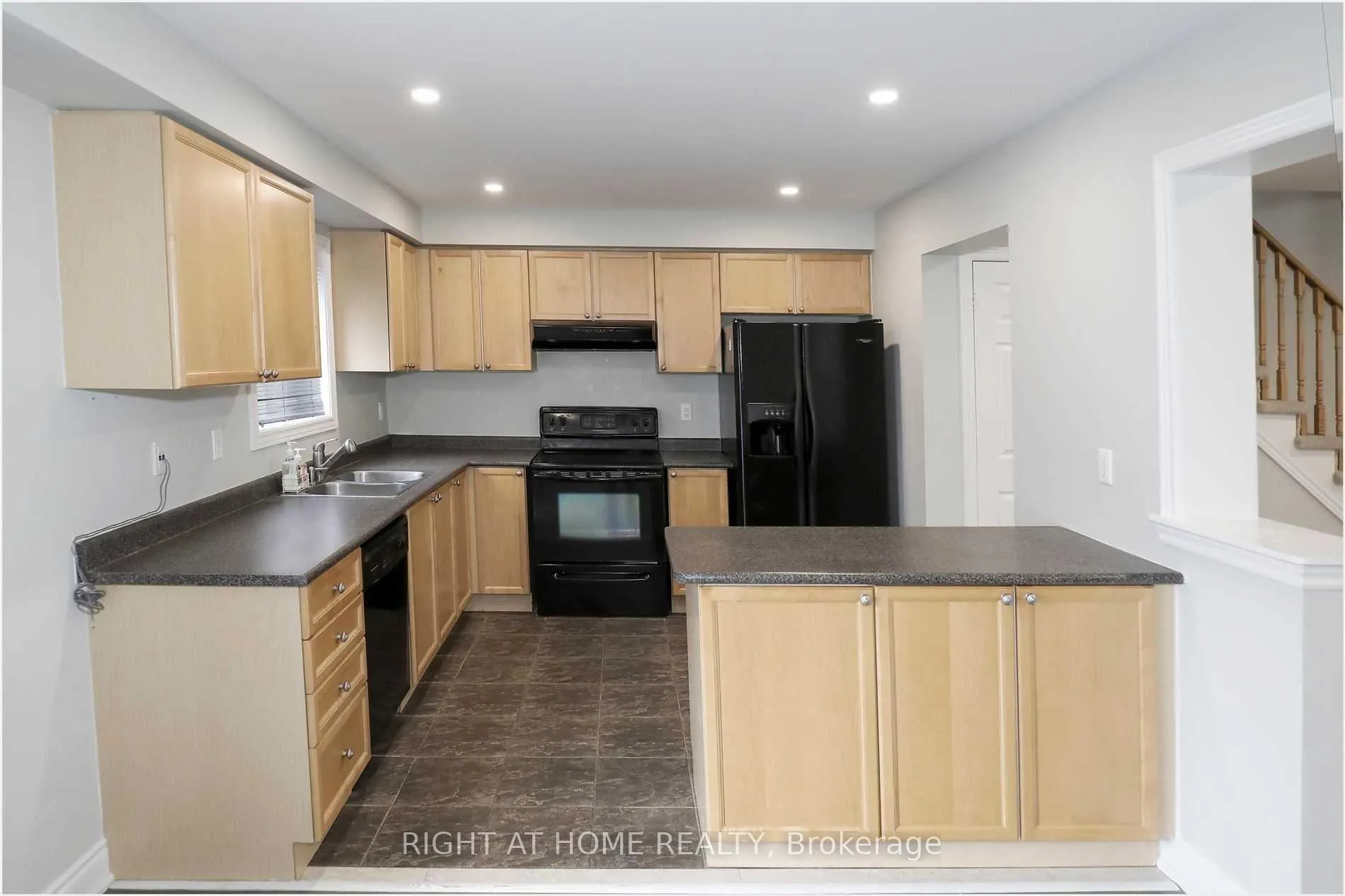 Photo 6 of 62 Northside Road, Markham, Greensborough — HOMEH