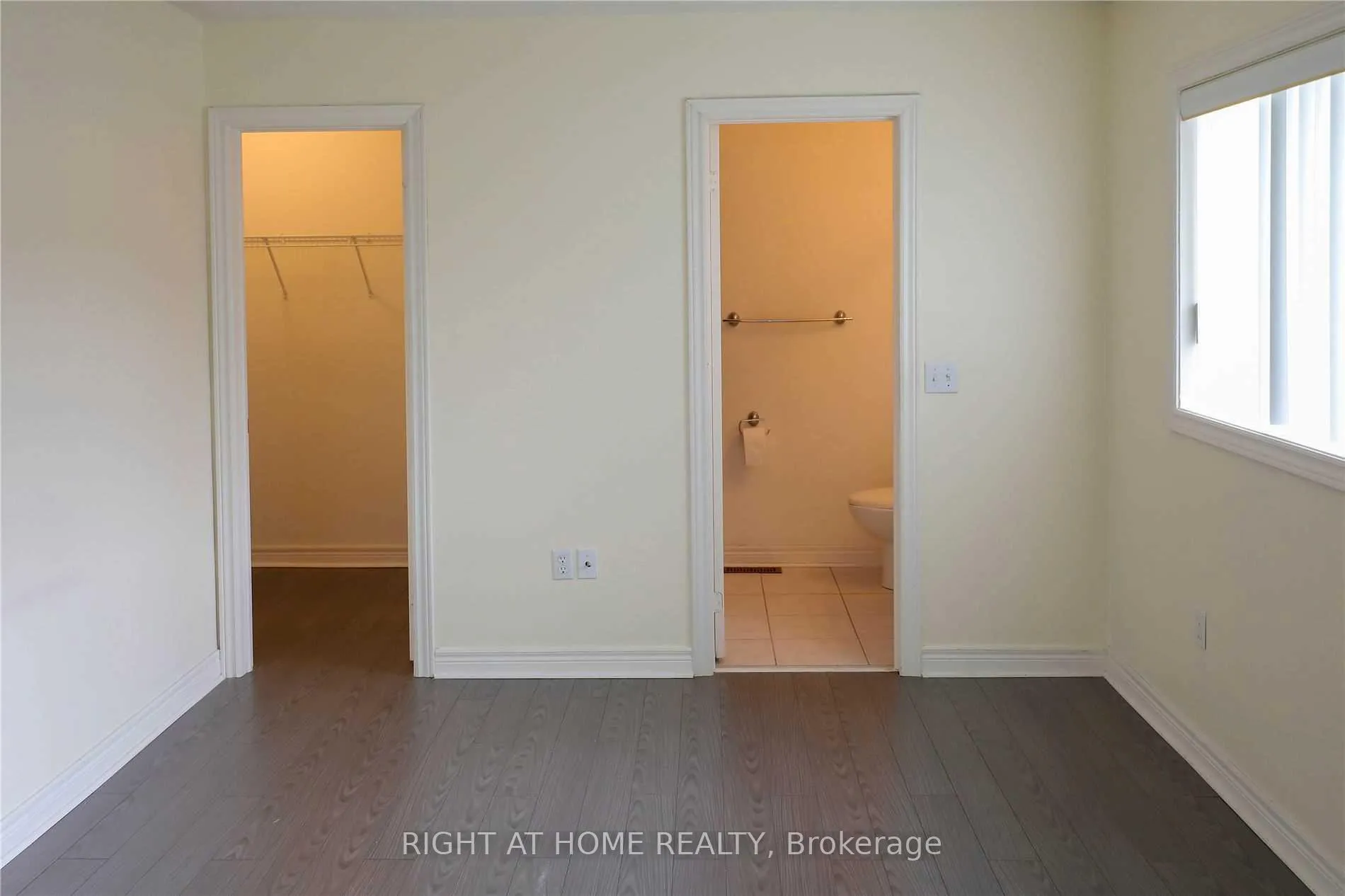 Photo 10 of 62 Northside Road, Markham, Greensborough — HOMEH