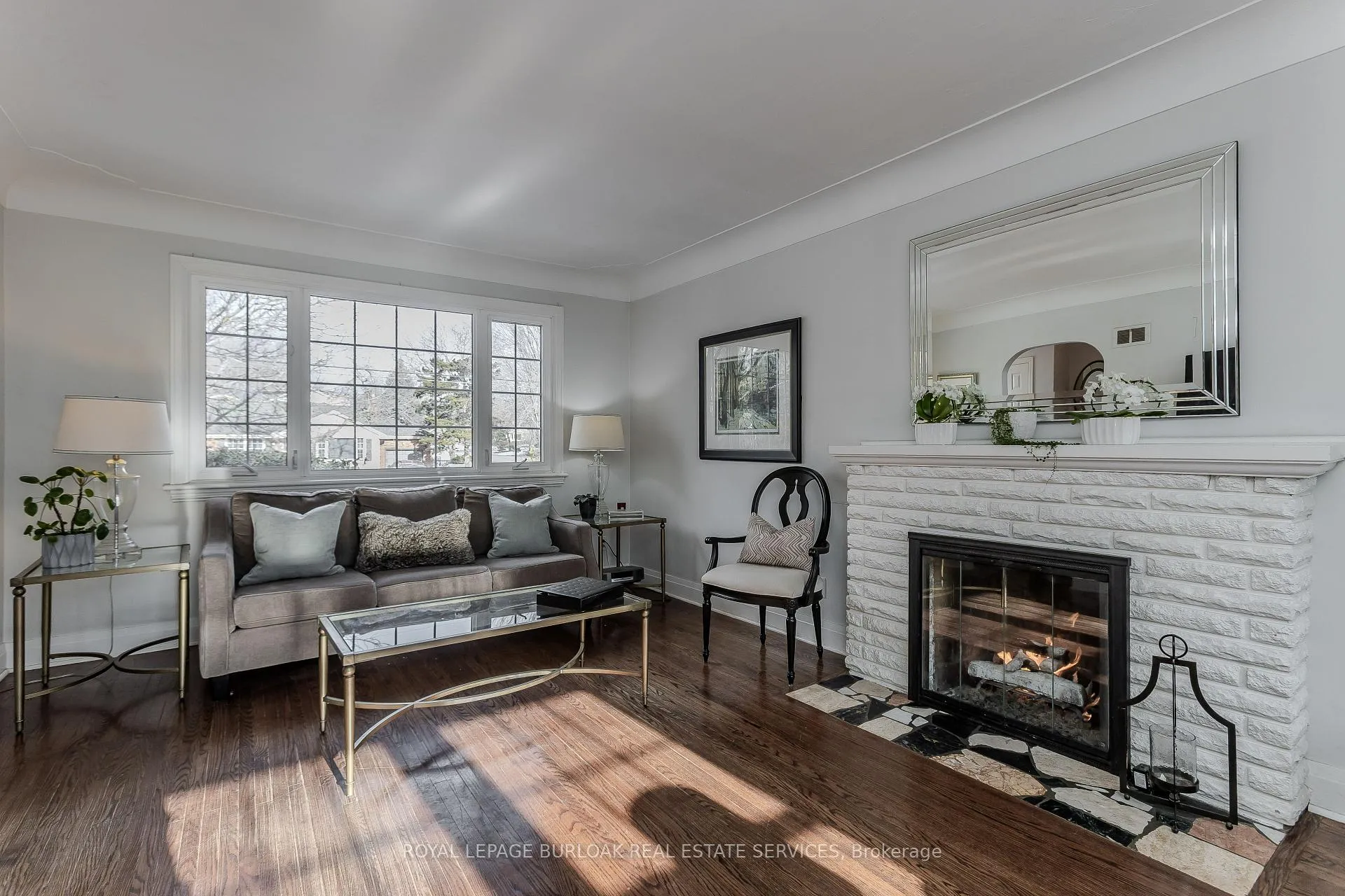 Photo 8 of 288 Townsend Avenue, Burlington, LaSalle — HOMEH