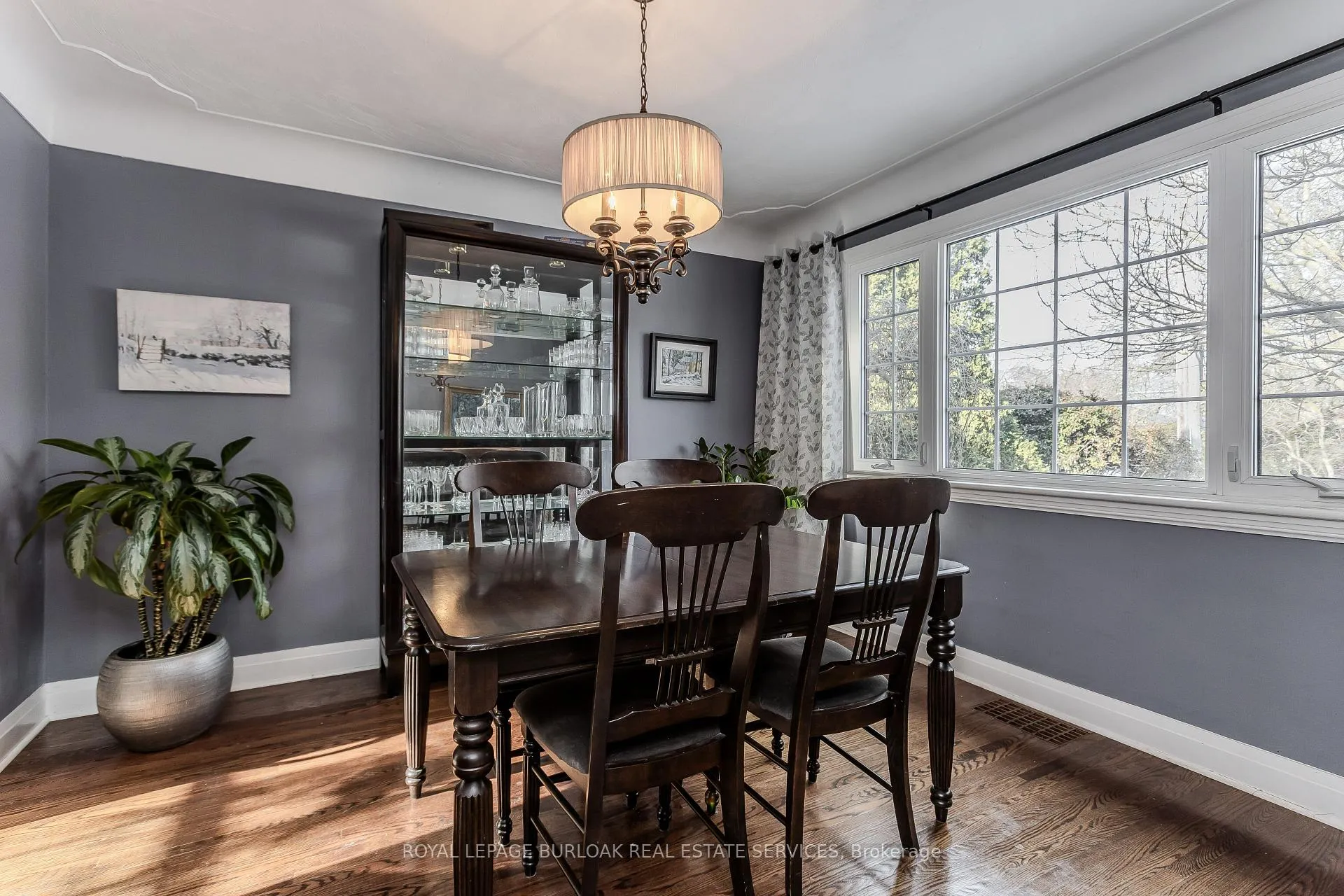Photo 10 of 288 Townsend Avenue, Burlington, LaSalle — HOMEH