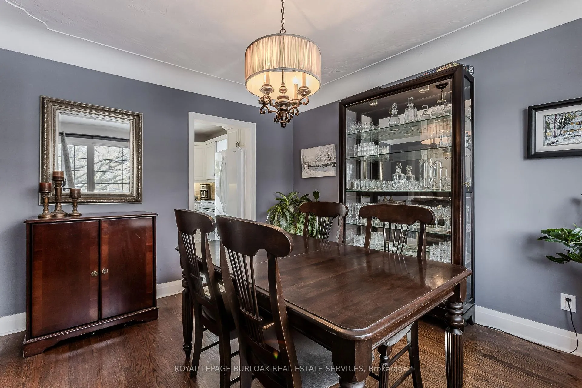 Photo 11 of 288 Townsend Avenue, Burlington, LaSalle — HOMEH