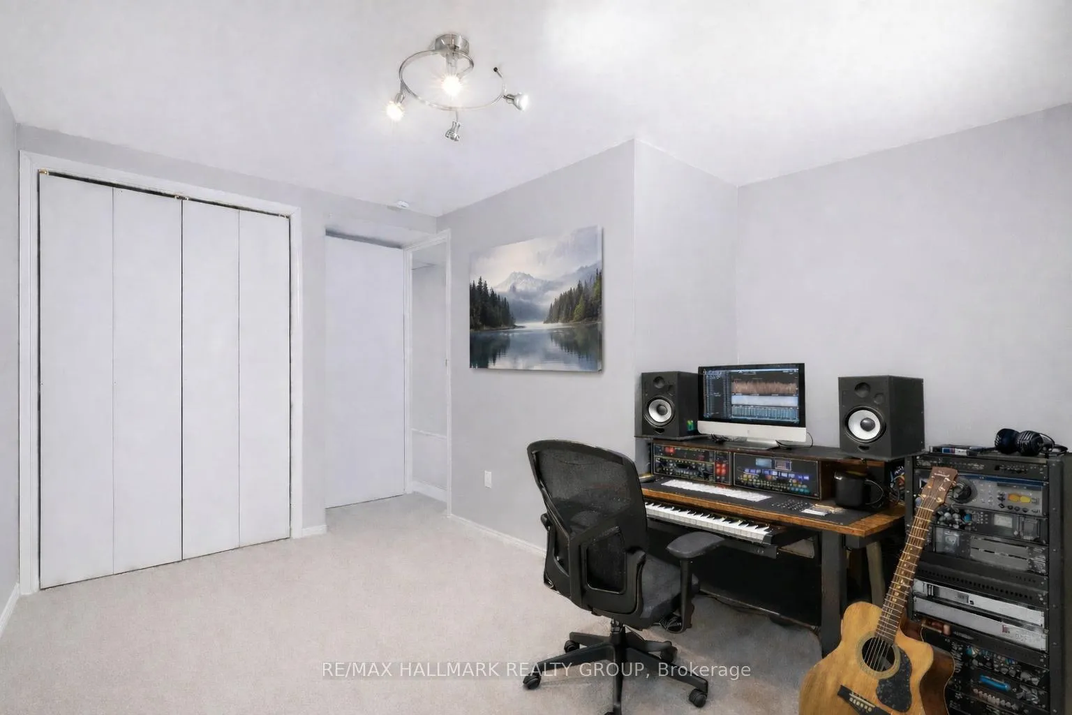 Photo 19 of 2036 Kings Grove Crescent, Ottawa, Beacon Hill North — HOMEH
