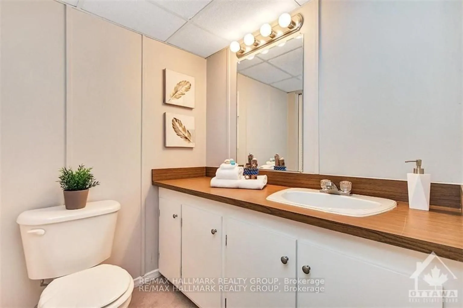 Photo 20 of 2036 Kings Grove Crescent, Ottawa, Beacon Hill North — HOMEH