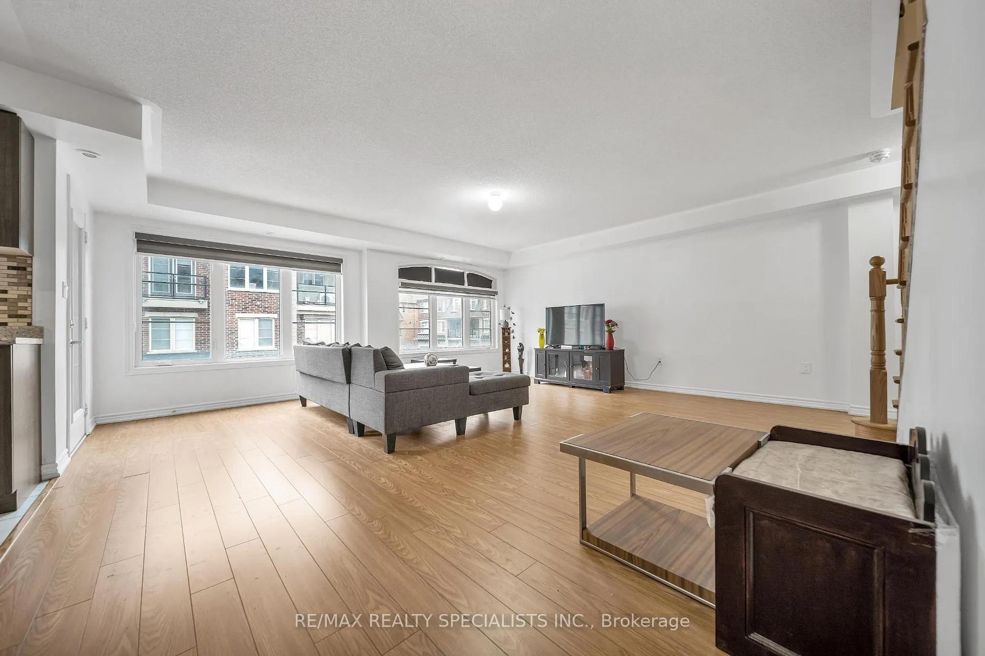Photo 6 of Unit 61, 200 Veterans Drive, Brampton, Northwest Brampton — HOMEH
