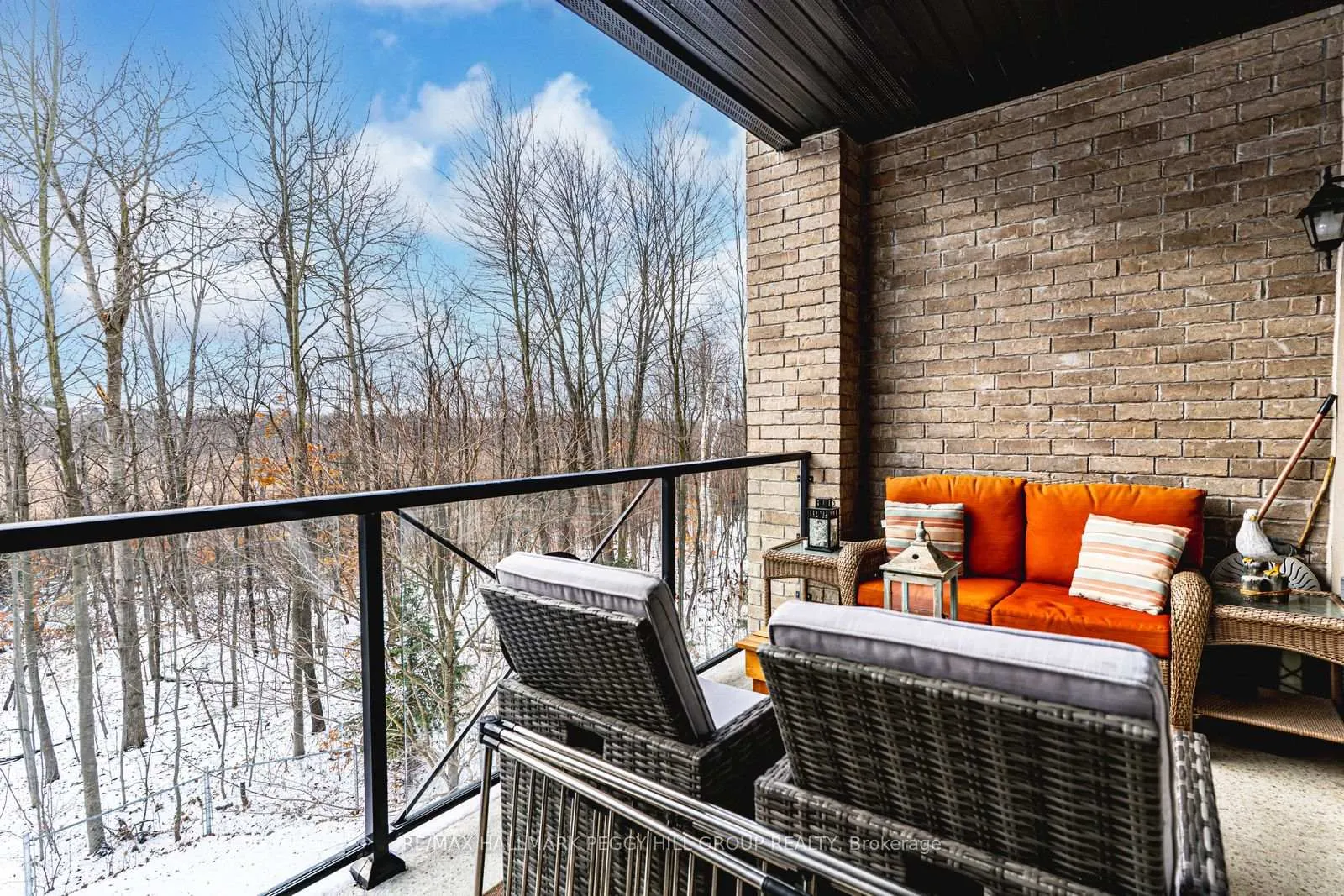 Photo 5 of Unit 212, 44 Ferndale Drive S, Barrie, Ardagh — HOMEH