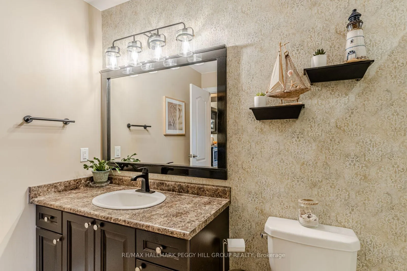 Photo 11 of Unit 212, 44 Ferndale Drive S, Barrie, Ardagh — HOMEH