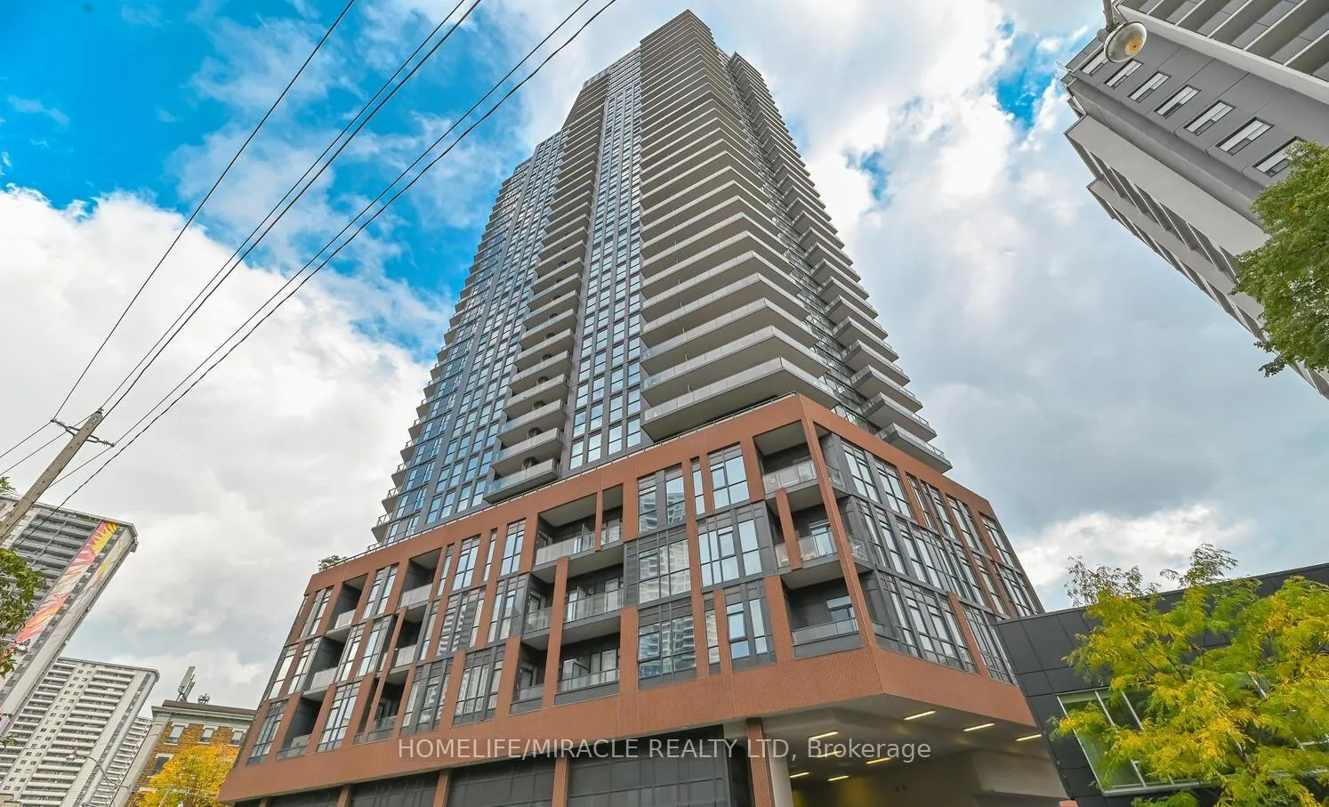 Photo 2 of Unit 604, 159 Wellesley Street E, Toronto, Cabbagetown-South St. James Town — HOMEH