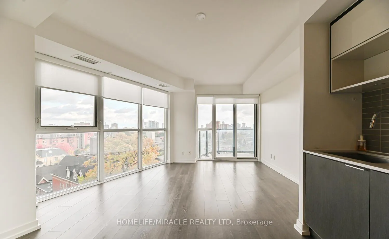 Photo 8 of Unit 604, 159 Wellesley Street E, Toronto, Cabbagetown-South St. James Town — HOMEH