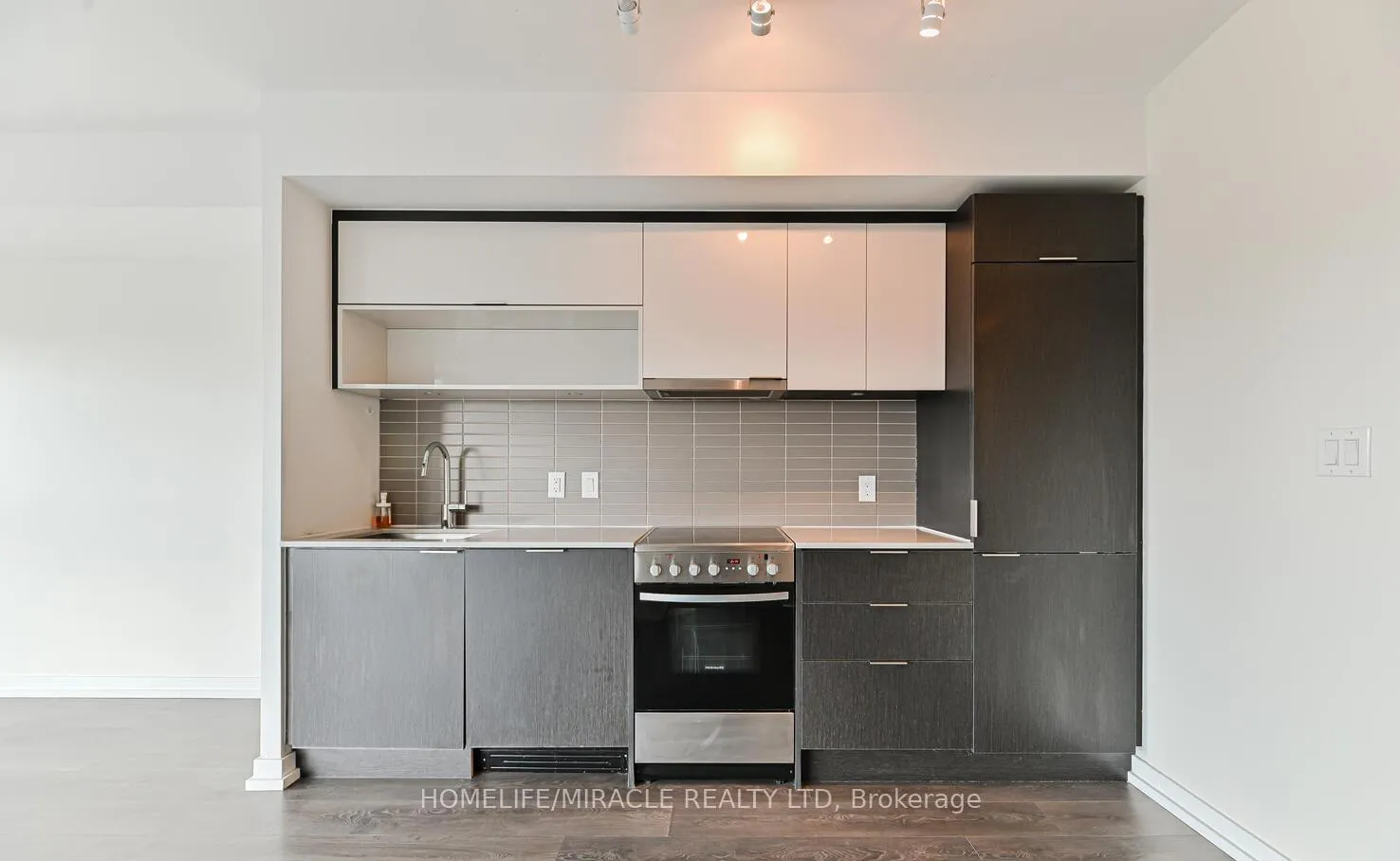 Photo 10 of Unit 604, 159 Wellesley Street E, Toronto, Cabbagetown-South St. James Town — HOMEH