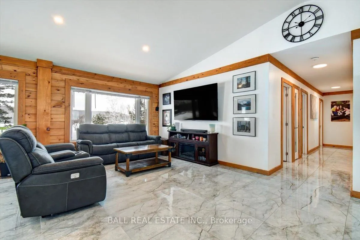 Photo 8 of 250 Lakeview Road, Bancroft, Dungannon Ward — HOMEH