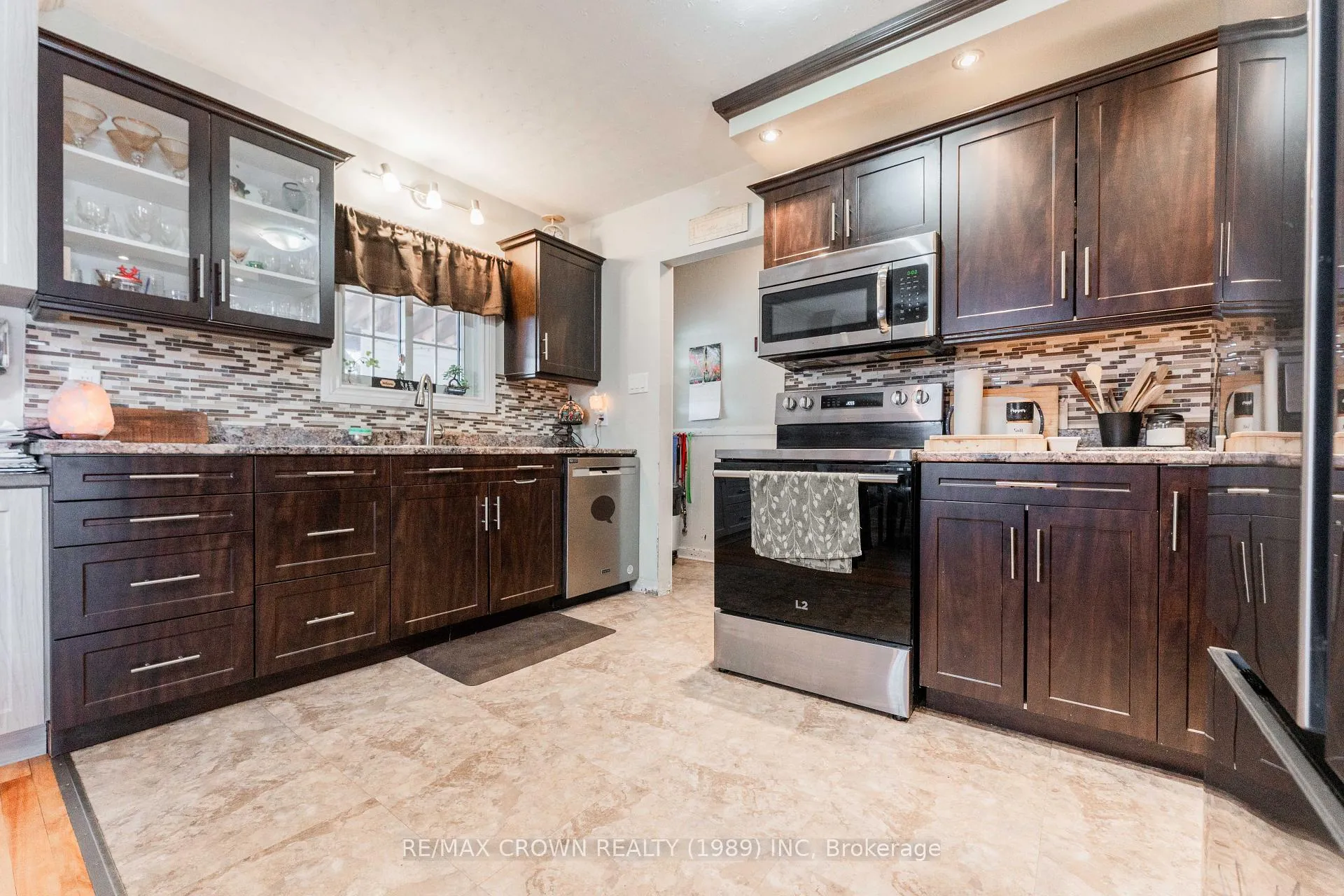 Photo 10 of 89 Devonshire Street, Kapuskasing — HOMEH