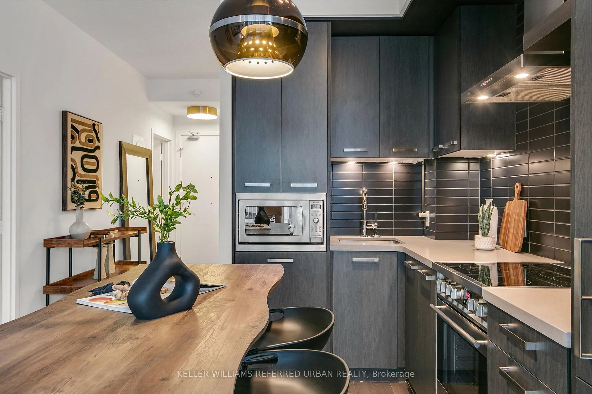 Photo 10 of Unit N424, 455 Front Street E, Toronto, Waterfront Communities — HOMEH