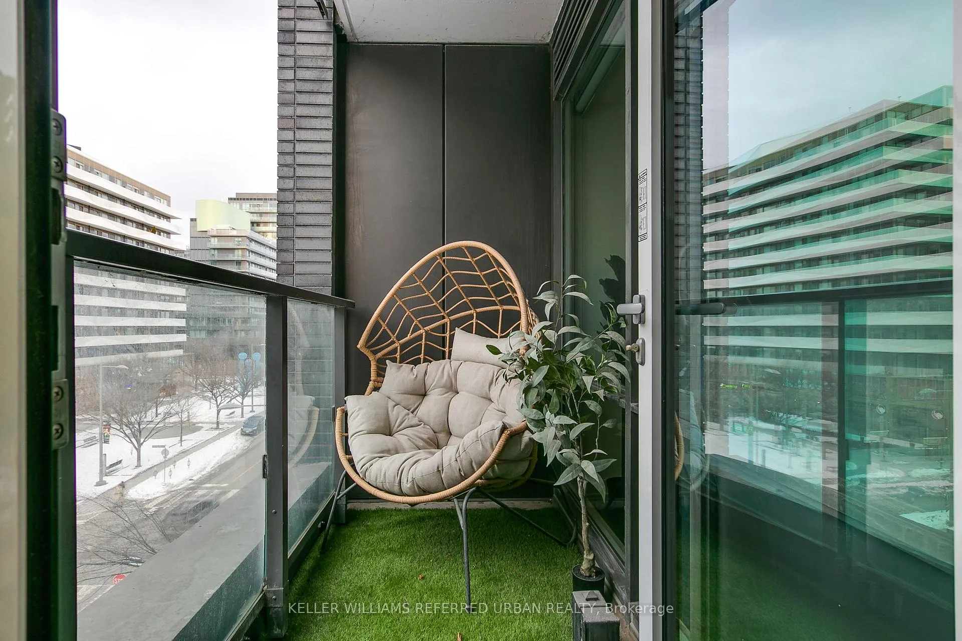 Photo 19 of Unit N424, 455 Front Street E, Toronto, Waterfront Communities — HOMEH