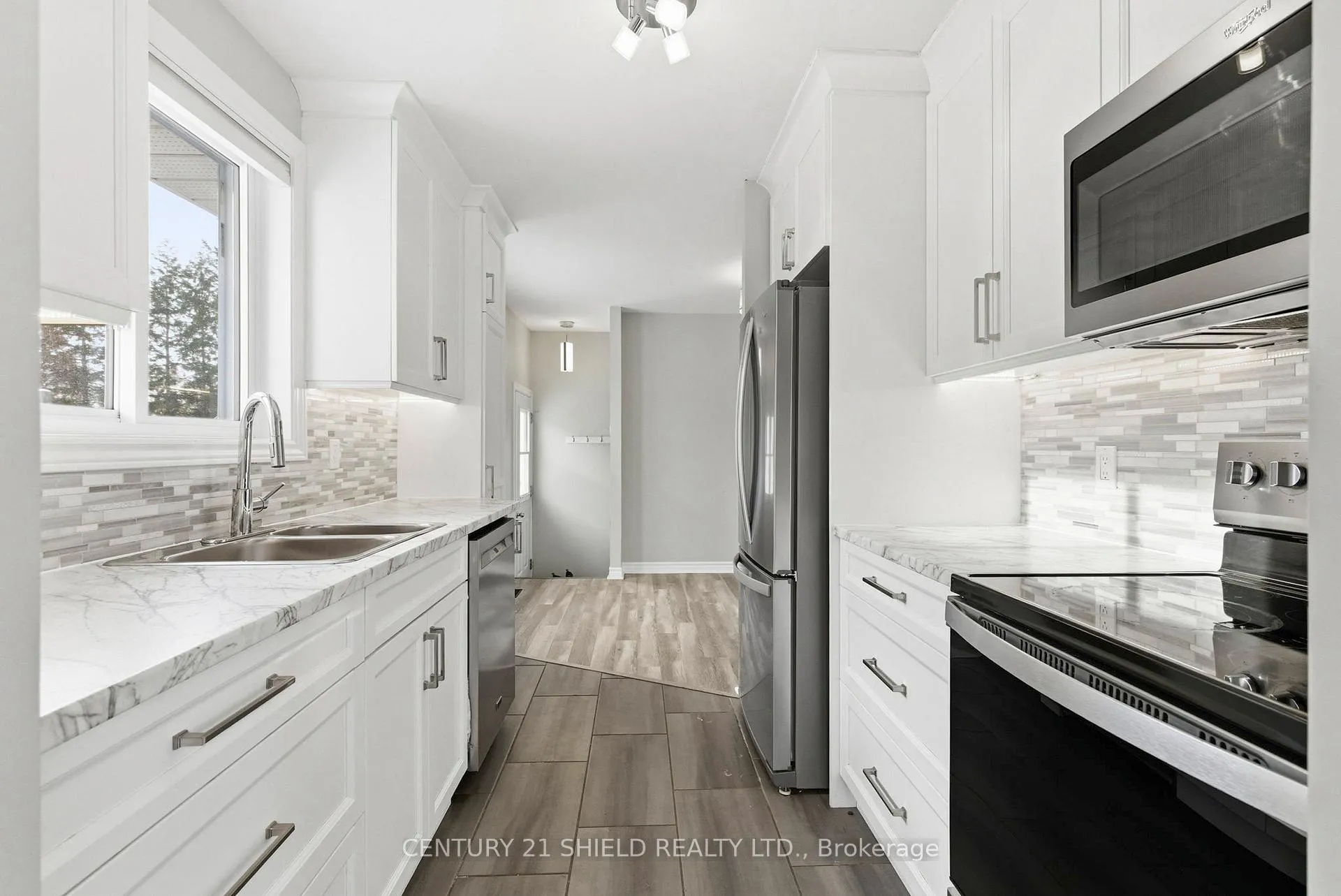 Photo 10 of 50 Wellington Street E, Cornwall — HOMEH
