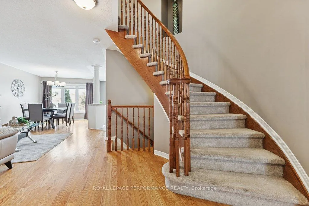 Photo 4 of 303 Bryarton Street, Ottawa, Chapel Hill — HOMEH