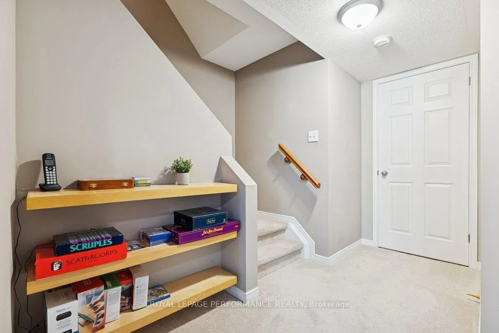Photo 30 of 303 Bryarton Street, Ottawa, Chapel Hill — HOMEH