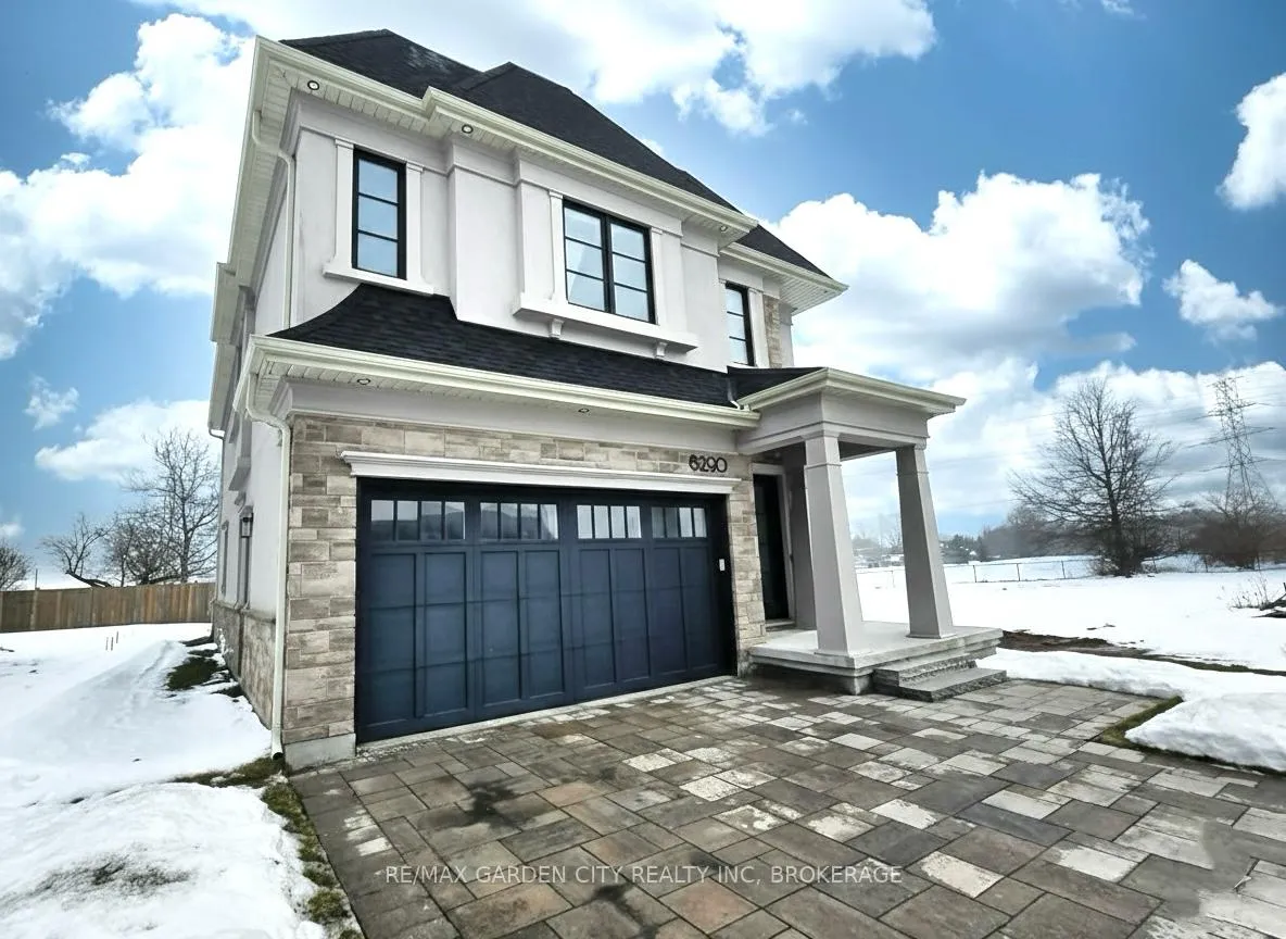 Photo 2 of 6290 Lucia Drive, Niagara Falls, Stamford — HOMEH