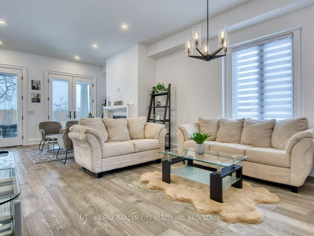 Photo 9 of 6290 Lucia Drive, Niagara Falls, Stamford — HOMEH