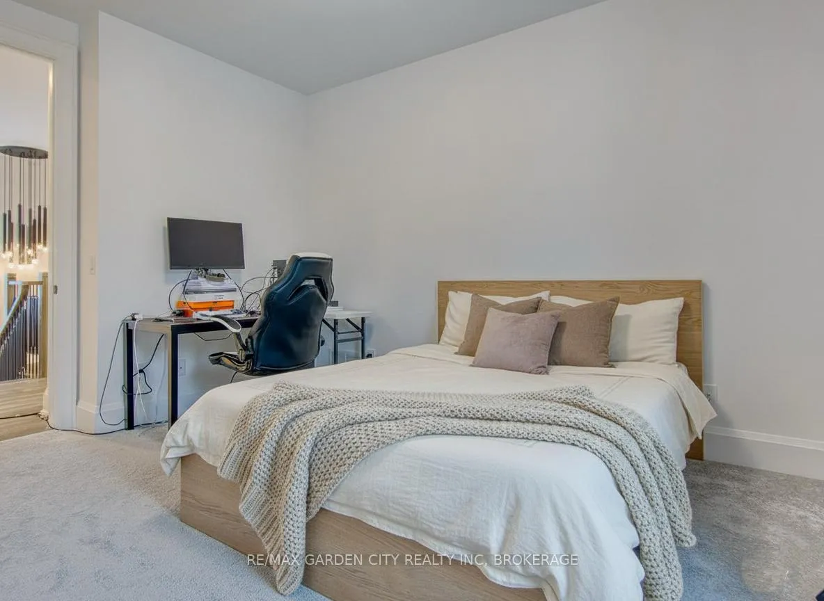 Photo 18 of 6290 Lucia Drive, Niagara Falls, Stamford — HOMEH
