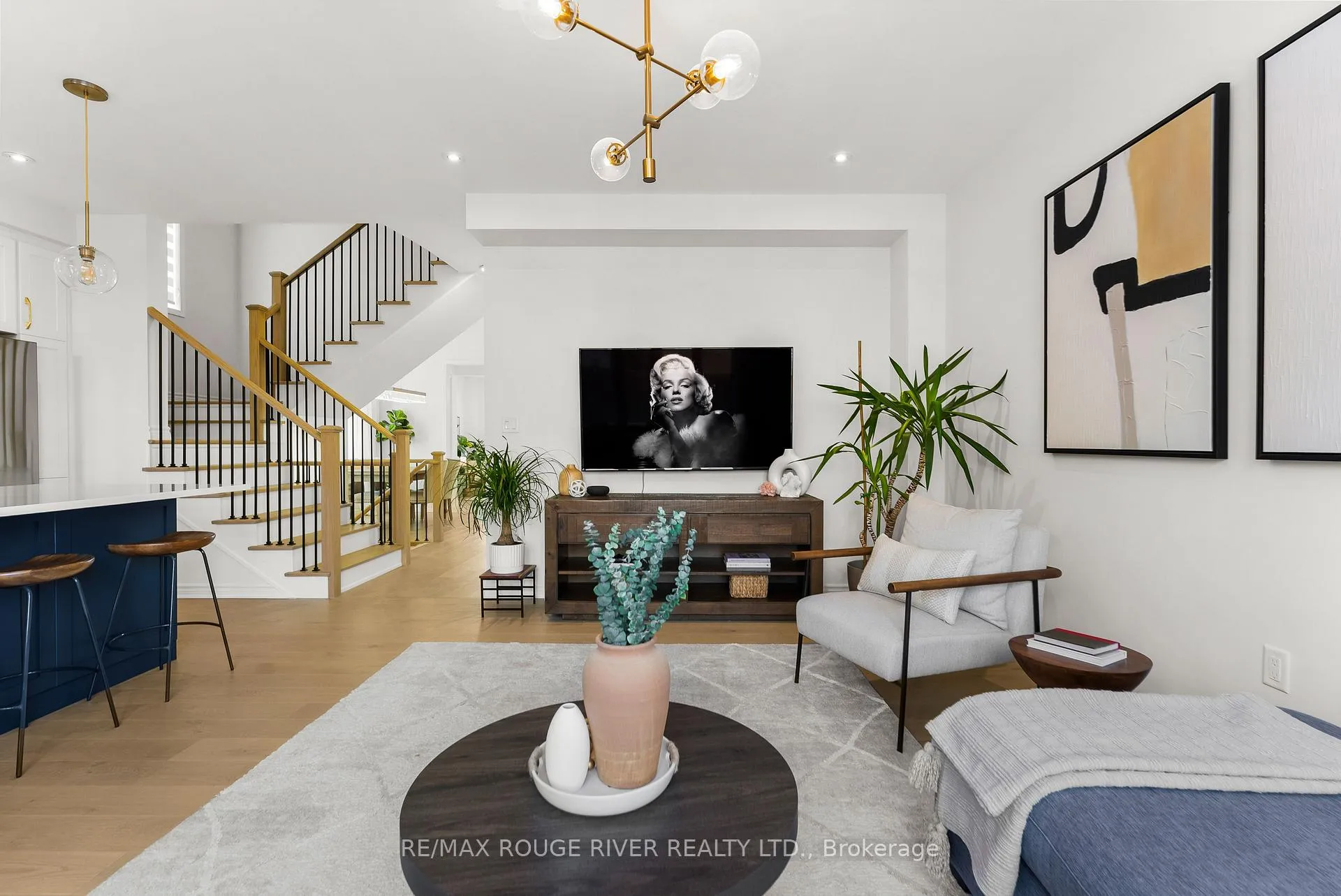 Photo 3 of 1404 Stillmeadow Lane, Pickering, Rural Pickering — HOMEH