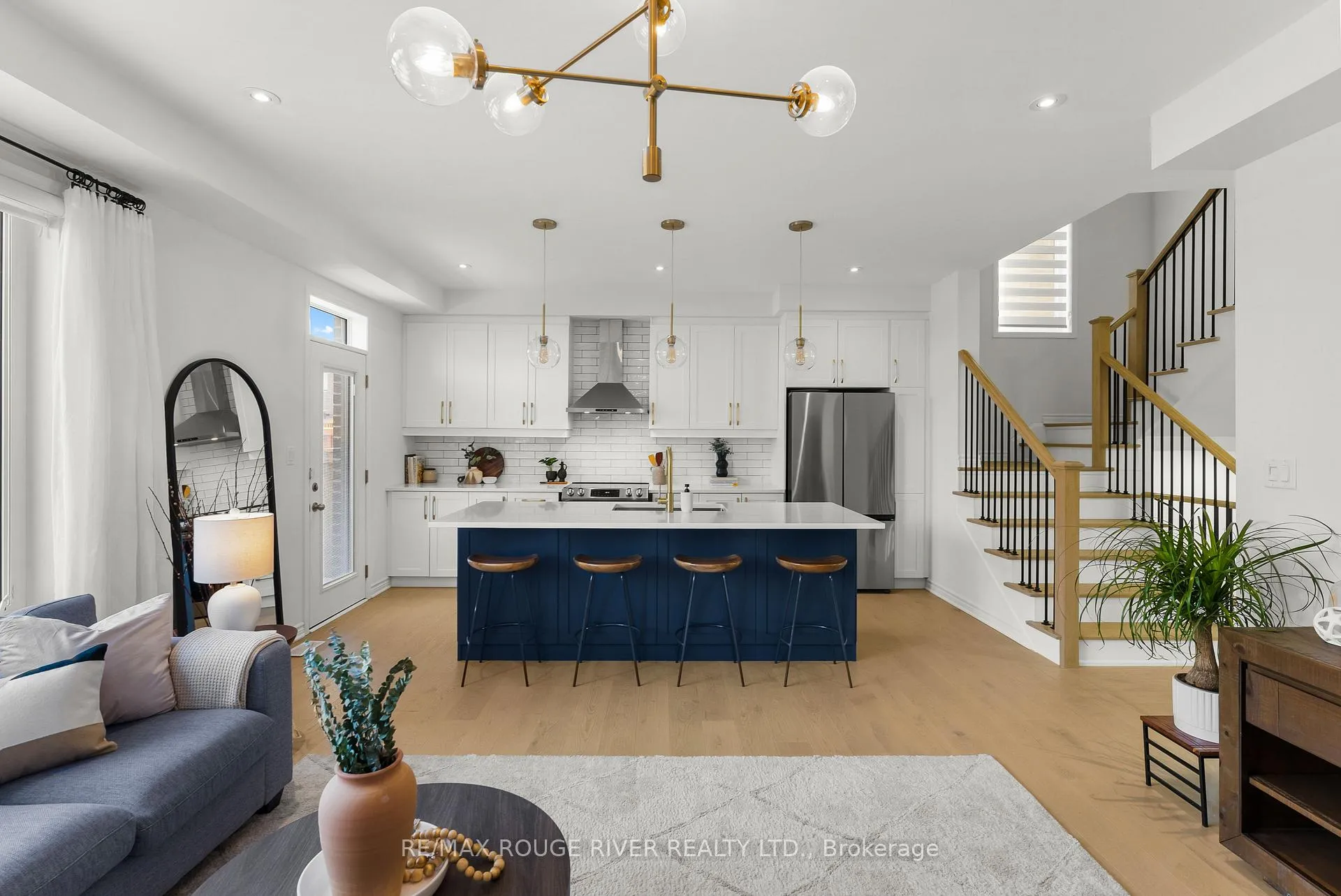 Photo 4 of 1404 Stillmeadow Lane, Pickering, Rural Pickering — HOMEH