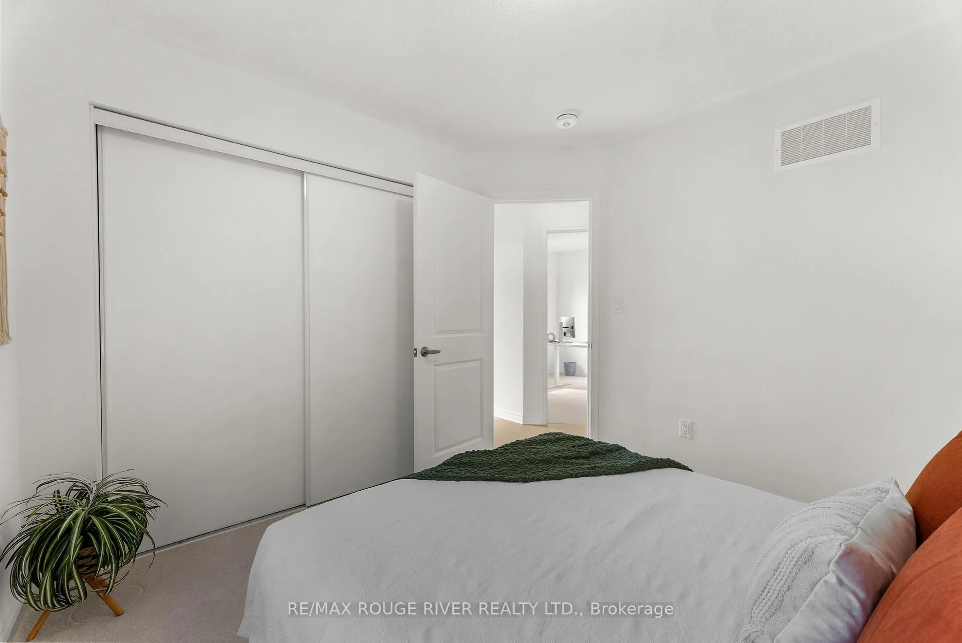 Photo 27 of 1404 Stillmeadow Lane, Pickering, Rural Pickering — HOMEH