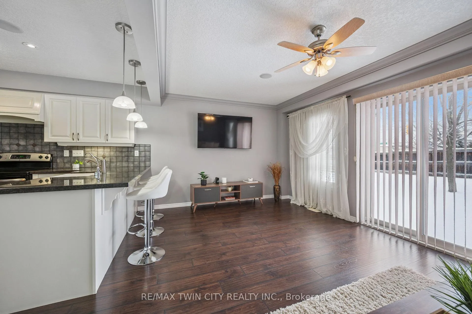 Photo 10 of Unit A4, 7 Upper Mercer Street, Kitchener — HOMEH
