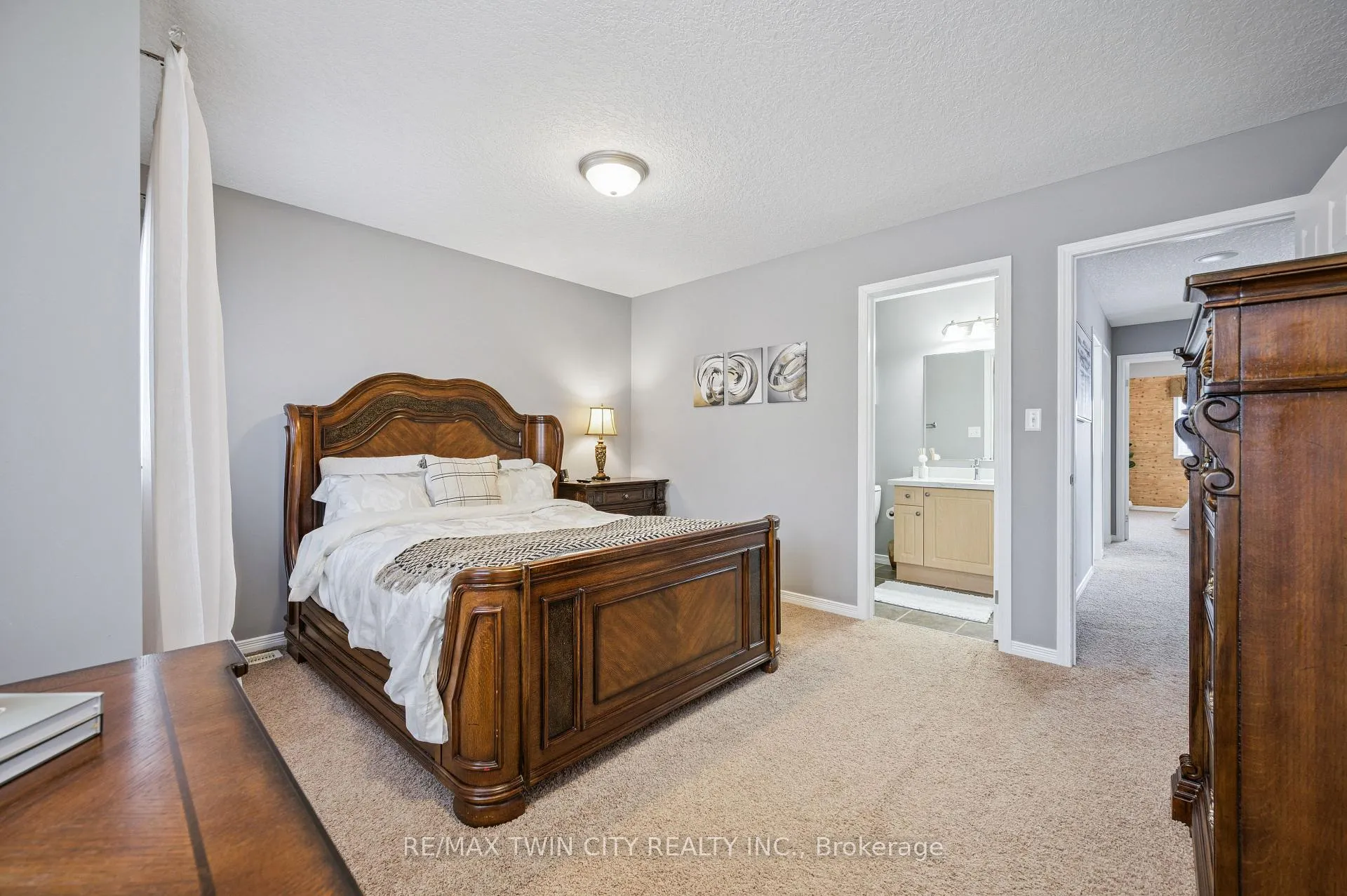 Photo 19 of Unit A4, 7 Upper Mercer Street, Kitchener — HOMEH