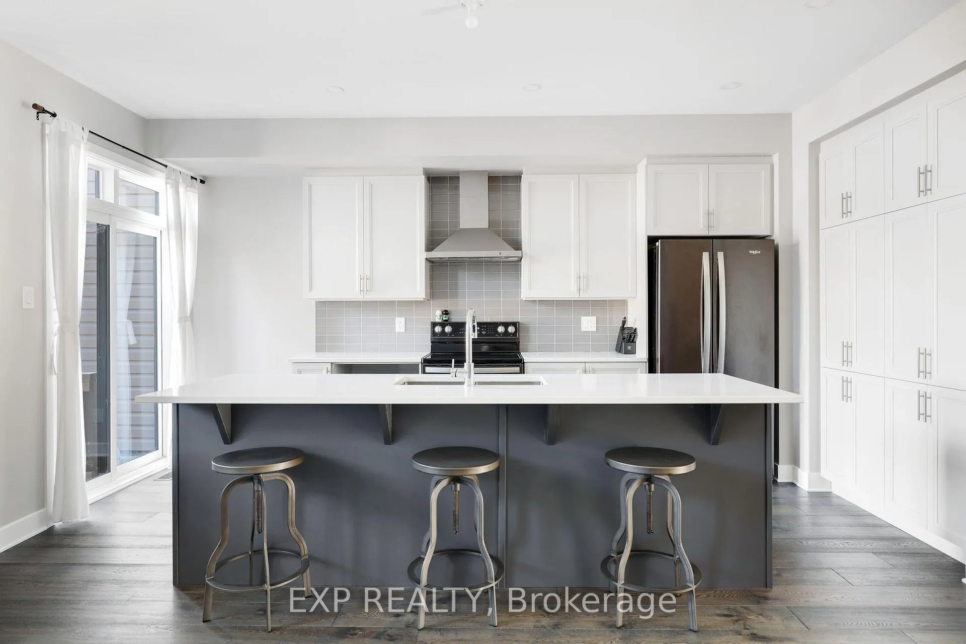 Photo 9 of 1053 Lunar Glow Crescent, Ottawa, Riverside South/Gloucester Glen — HOMEH