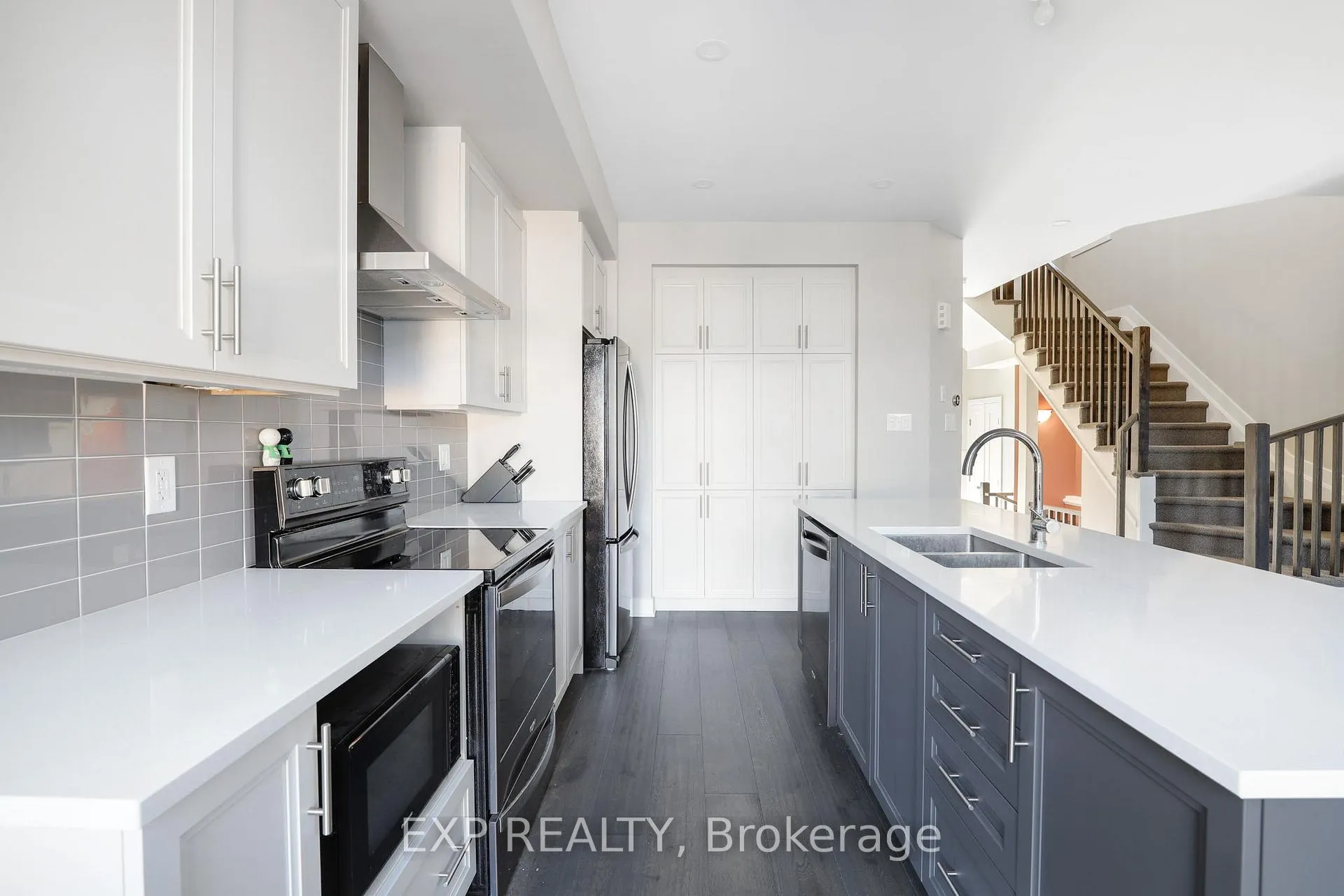 Photo 12 of 1053 Lunar Glow Crescent, Ottawa, Riverside South/Gloucester Glen — HOMEH