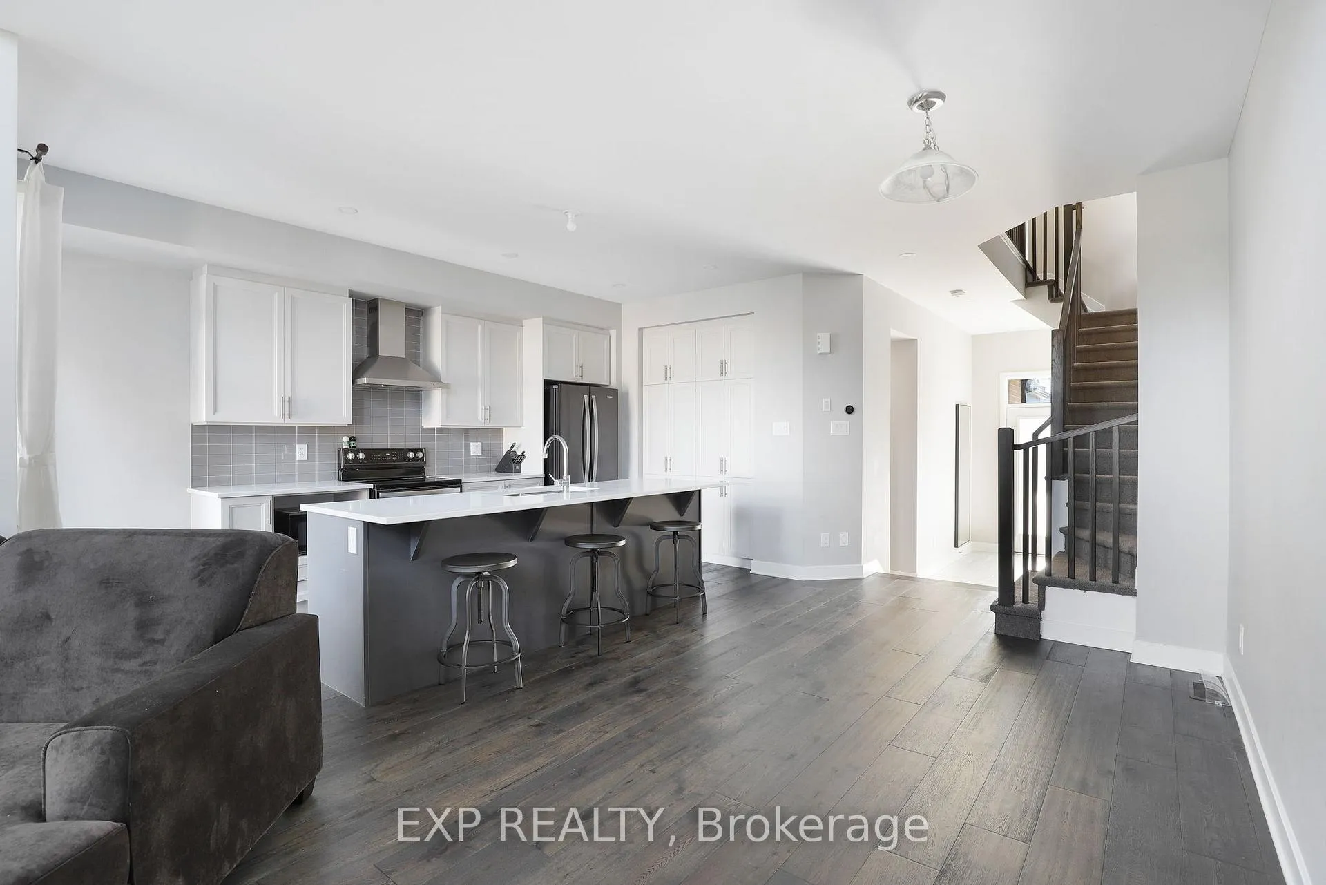 Photo 16 of 1053 Lunar Glow Crescent, Ottawa, Riverside South/Gloucester Glen — HOMEH