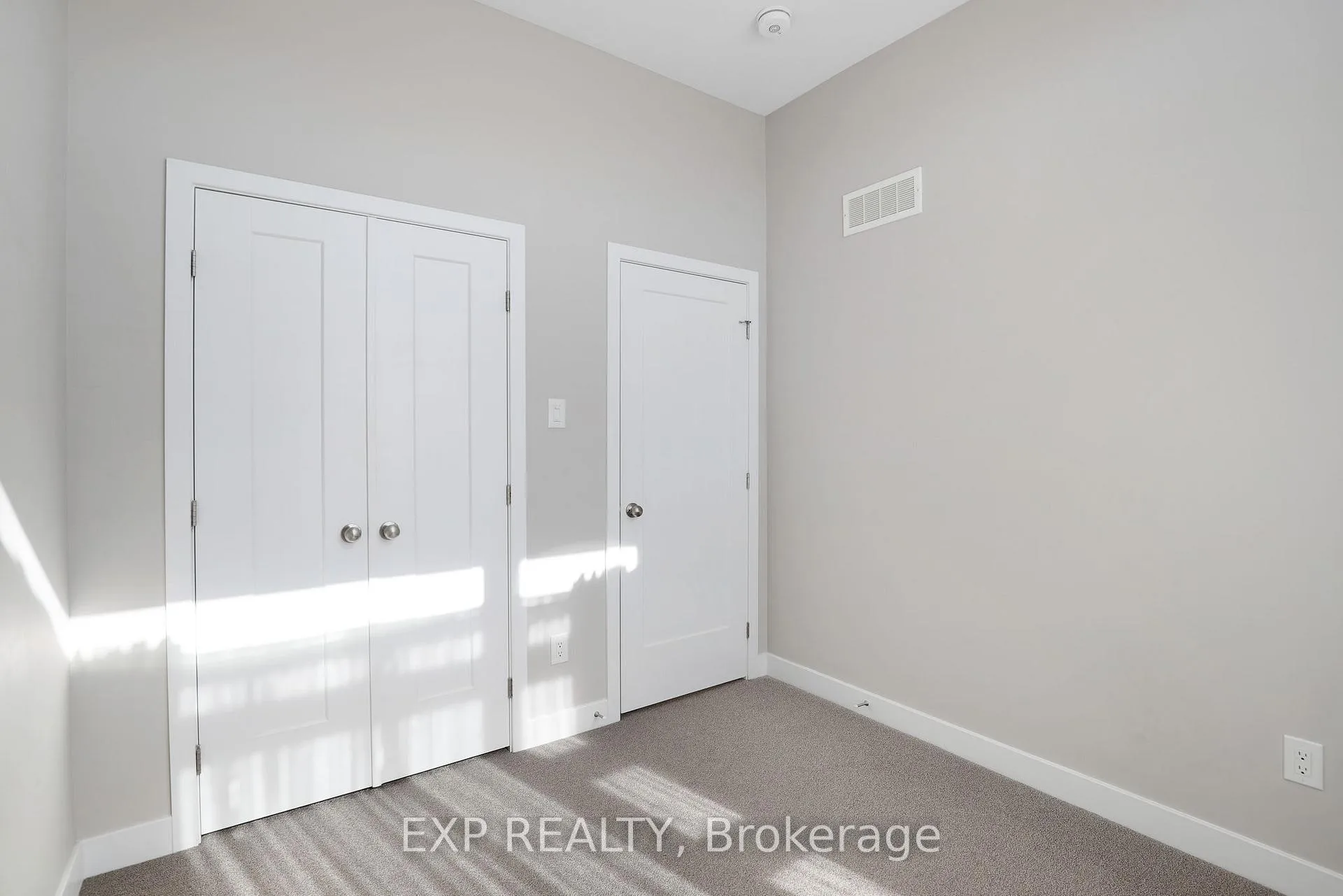 Photo 28 of 1053 Lunar Glow Crescent, Ottawa, Riverside South/Gloucester Glen — HOMEH